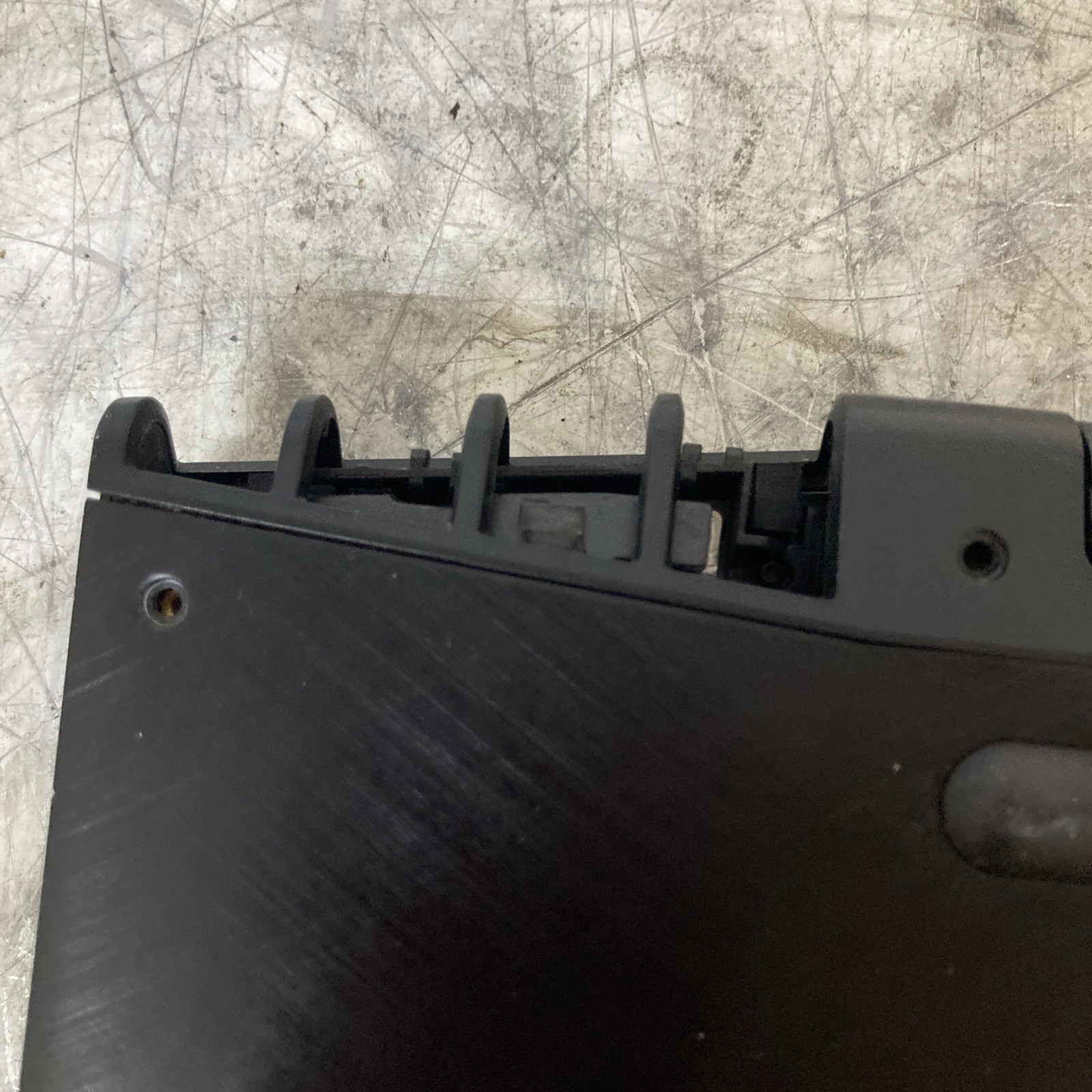 LENOVO Y50-70 i7-4700H 2.40 GHz, no RAM, NO HDD/OS boot to BIOS