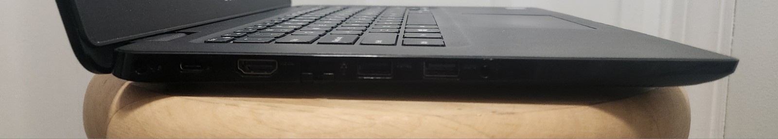 Dell Latitude 3400 💻 Win 11 pro i5-8265U 1.6GHz 8GB Ram 256GB m.2 nvme ssd🔥