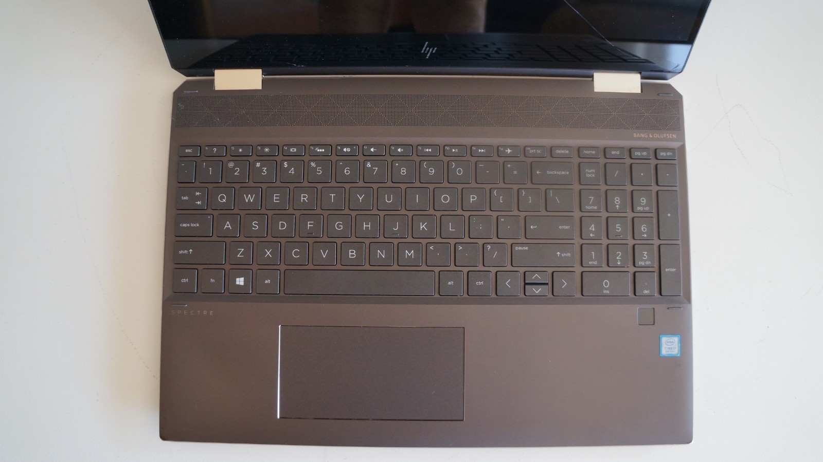 HP Spectre x360 15-DF i7-8565U 1.8GHz 8GB RAM 256GB SSD 4K Display, READ.