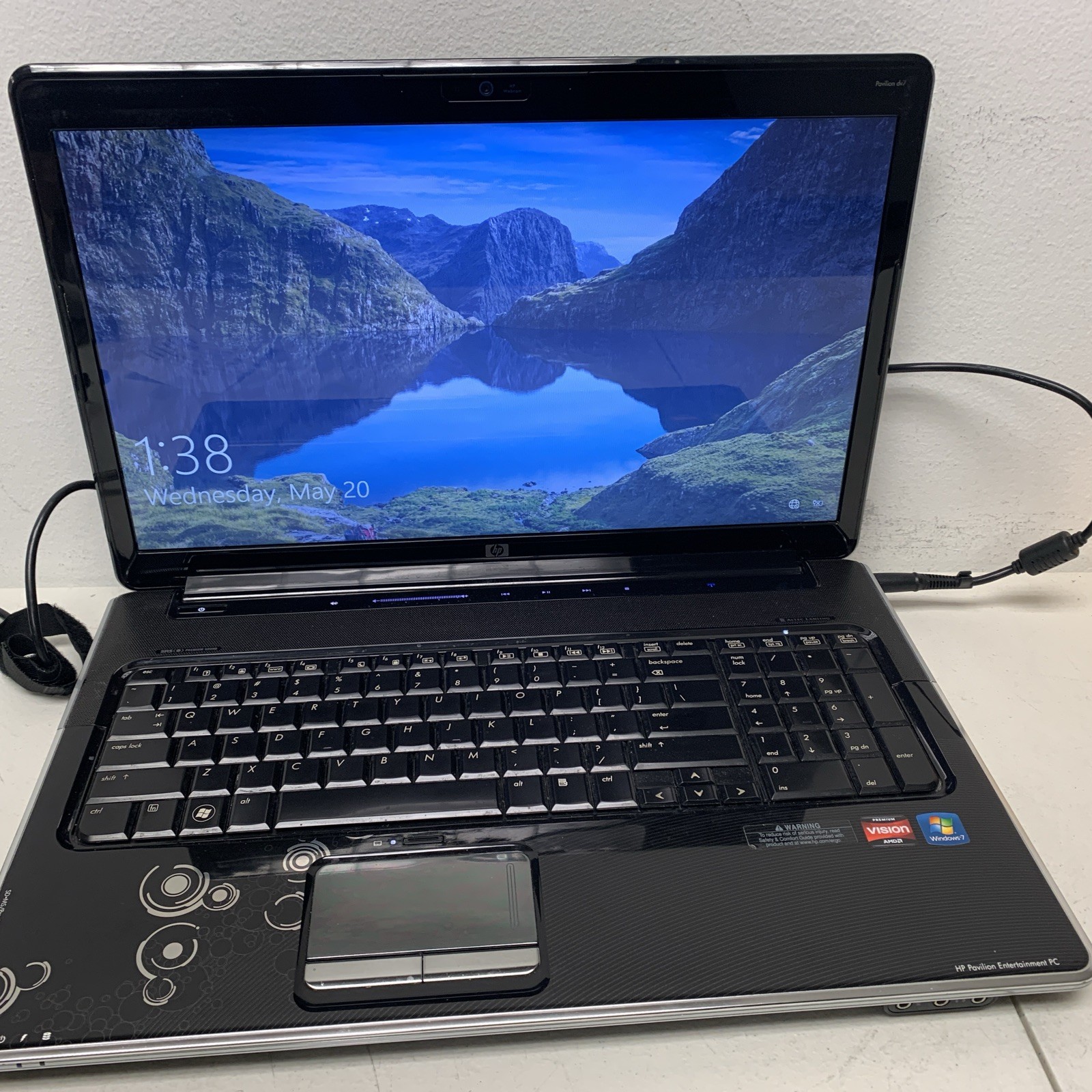 HP Pavilion DV7-AMD Turion Dual M600 24MHz 2GB RAM 128Gb SSD Wind 10 Ed Read Des