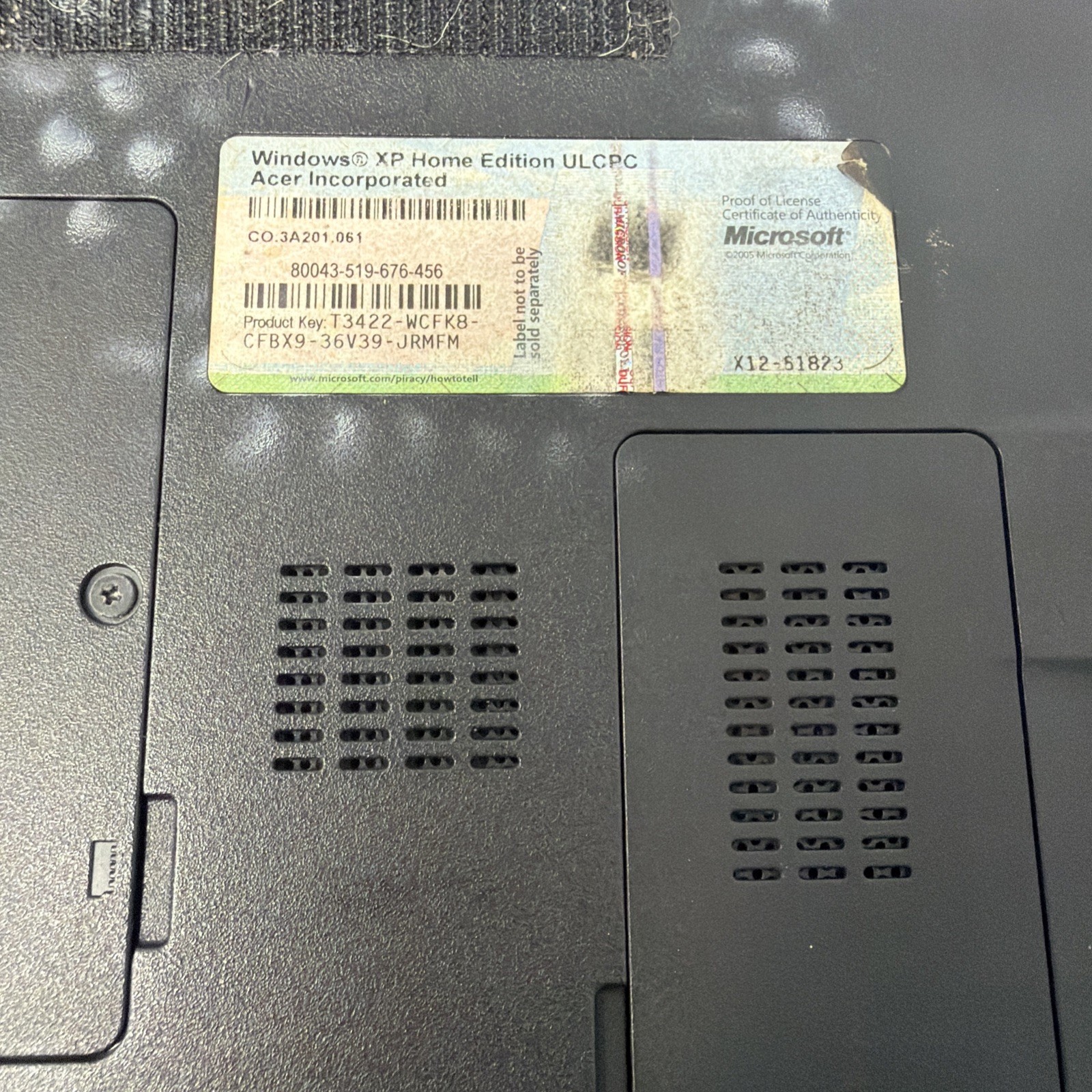 Acer Aspire One D250-1151 Laptop Intel Atom N270 1GB RAM, 160GB HDD