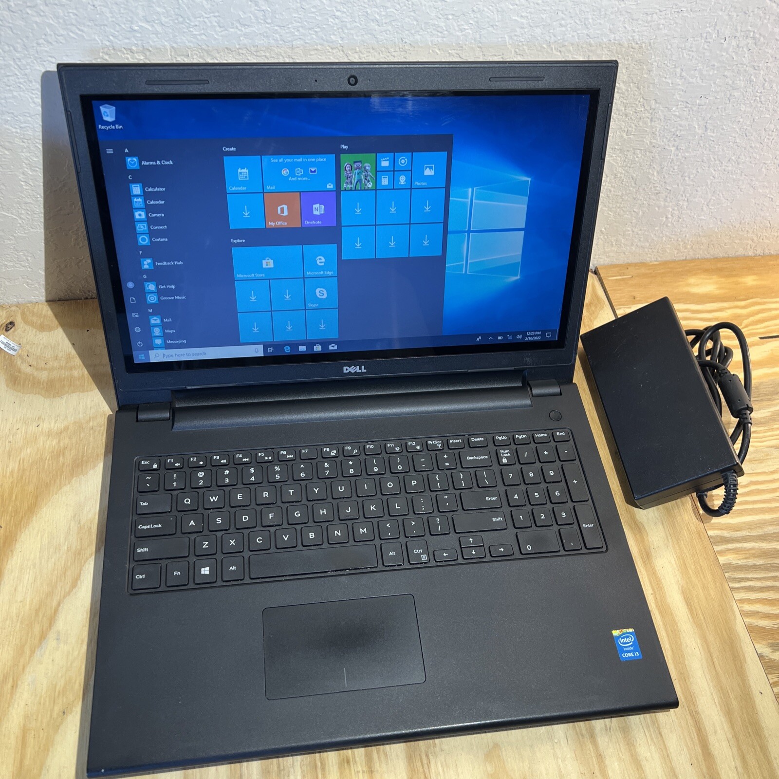 Dell Inspiron 3542 Intel Core i3-4030U 6GB 1TB HDD WEBCAM TOUCHSCREEN