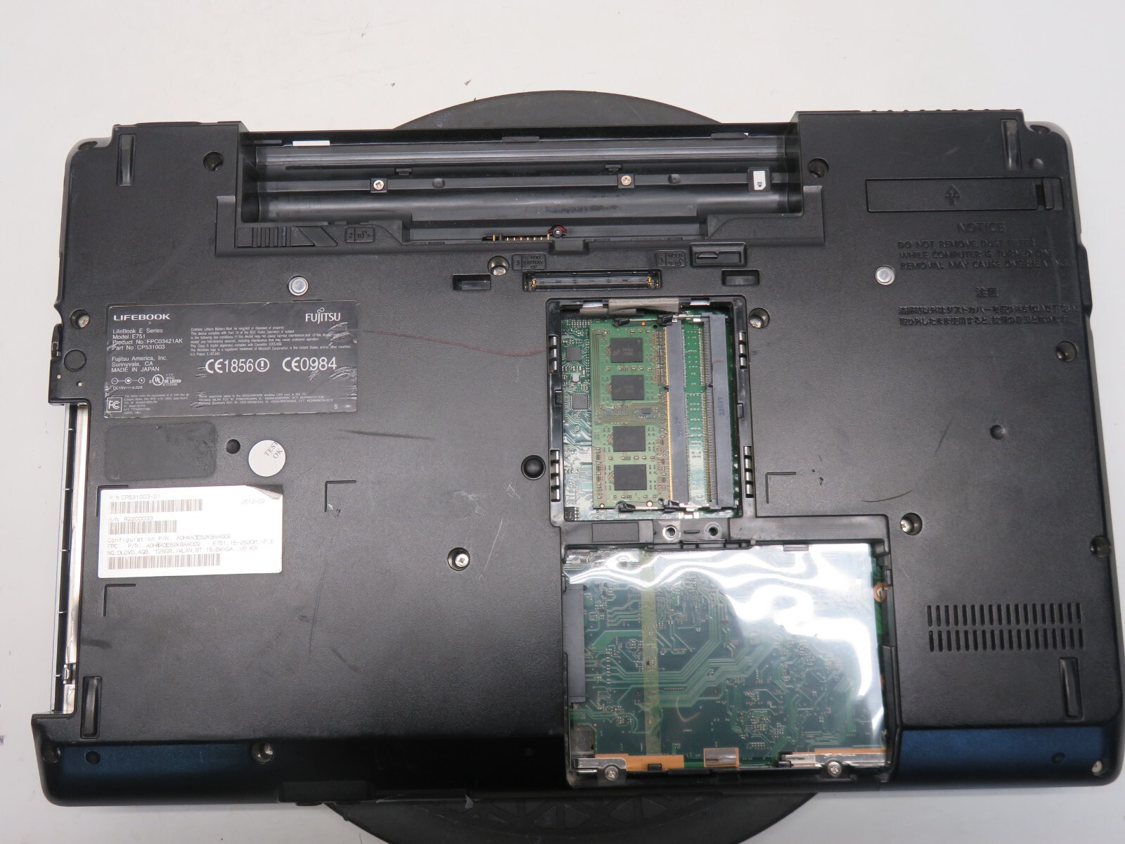 Fujitsu Lifebook E751 Intel Core i5-2520M CPU 2.50GHz 2GB NO HDD No Batt