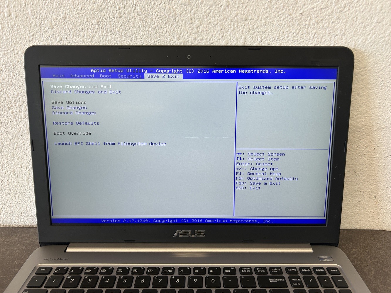 ASUS K501U Intel Core i7-6500U, GTX 960M (PARTS ONLY, Stuck in BIOS)