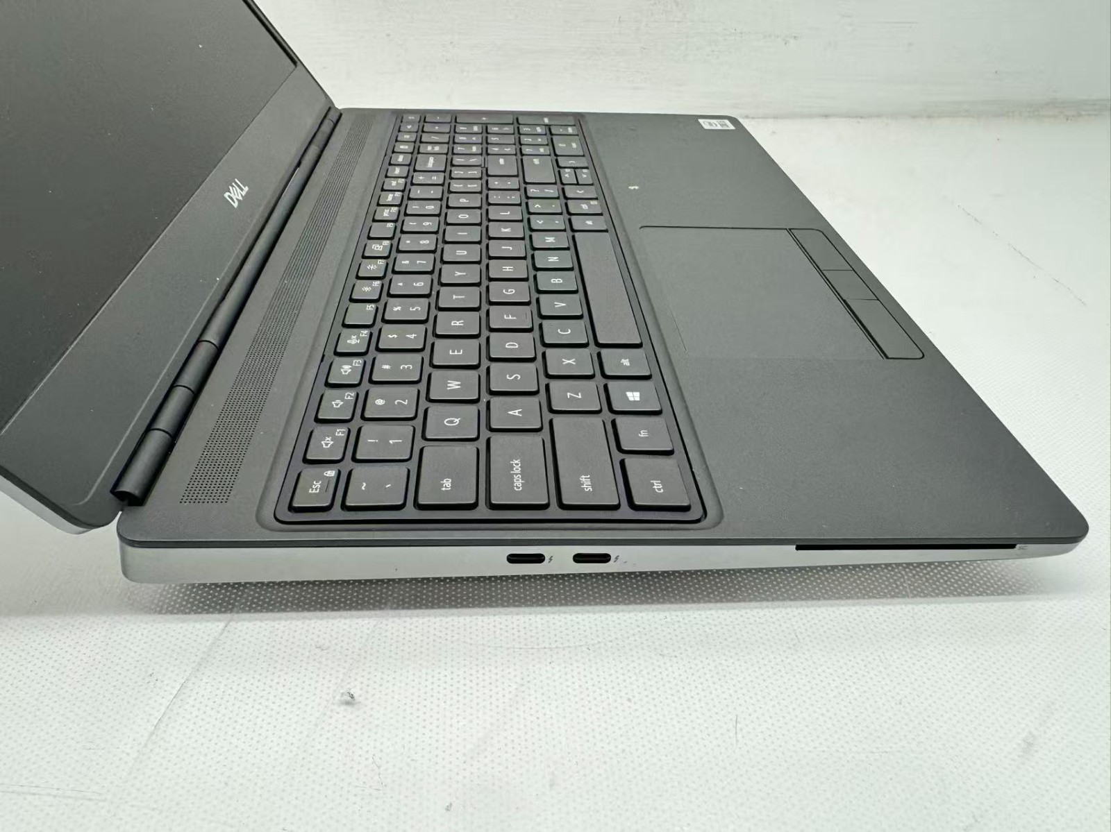 Dell Precision 7550 Intel i5-10400H@2.6Ghz 32GB RAM 1TB T1000 Win 11 *Read*