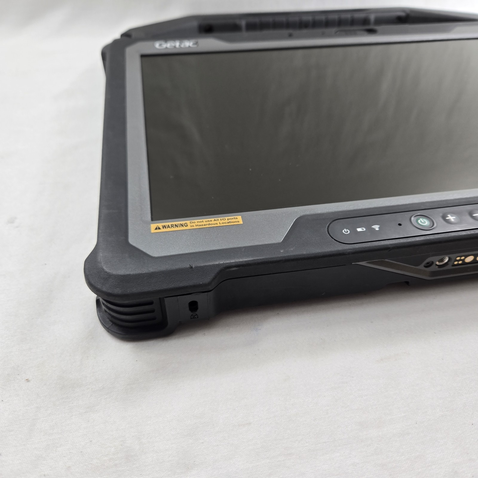 Getac A140 G2 Rugged Tablet Core i5-10310U 1.7GHz 512GB SSD 16GB Ram — Grade B+