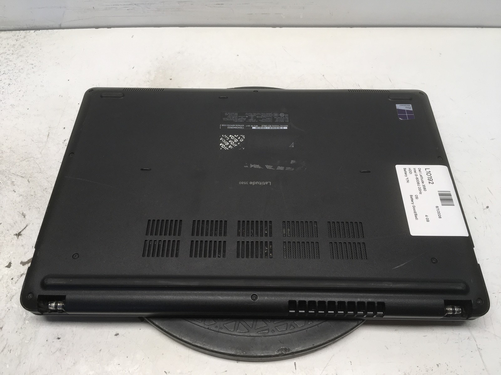 Dell Latitude 3580 Intel i3-6006U 2GHz 4 GB NO HDD No Batt
