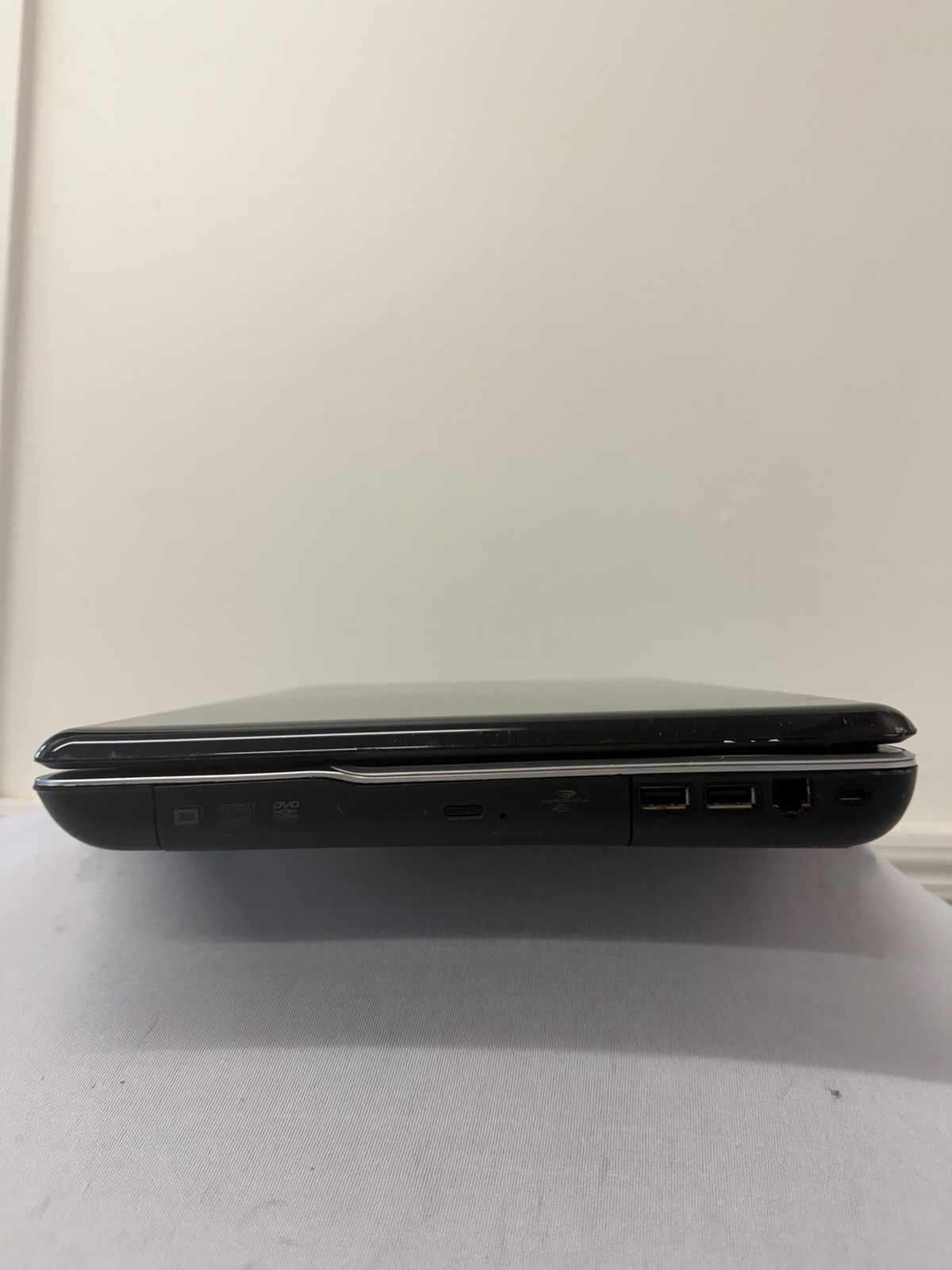 HP Notebook G60-445DX Laptop – Unknown if Screen is Good – RAM 4 GB – Read Des