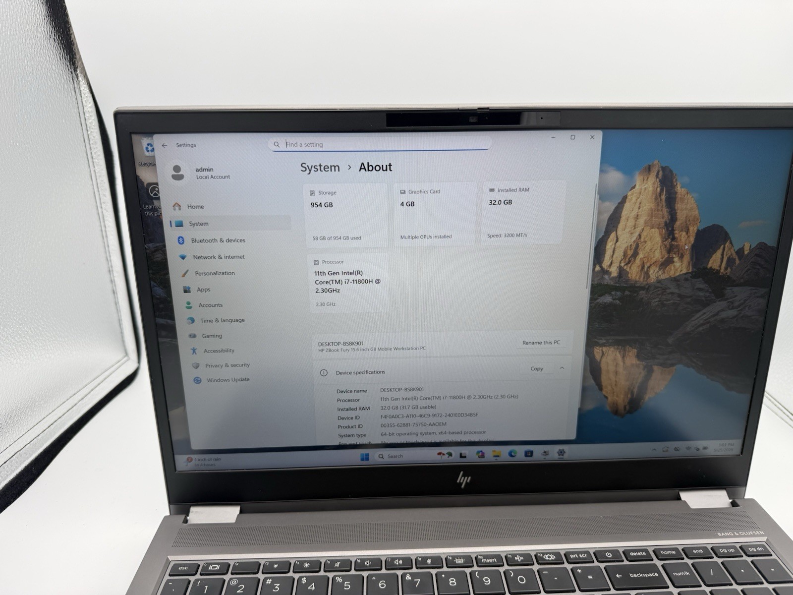 HP ZBook Fury 15.6” G8 WS – i7-11800H | 32GB RAM | 1TB SSD | No AC