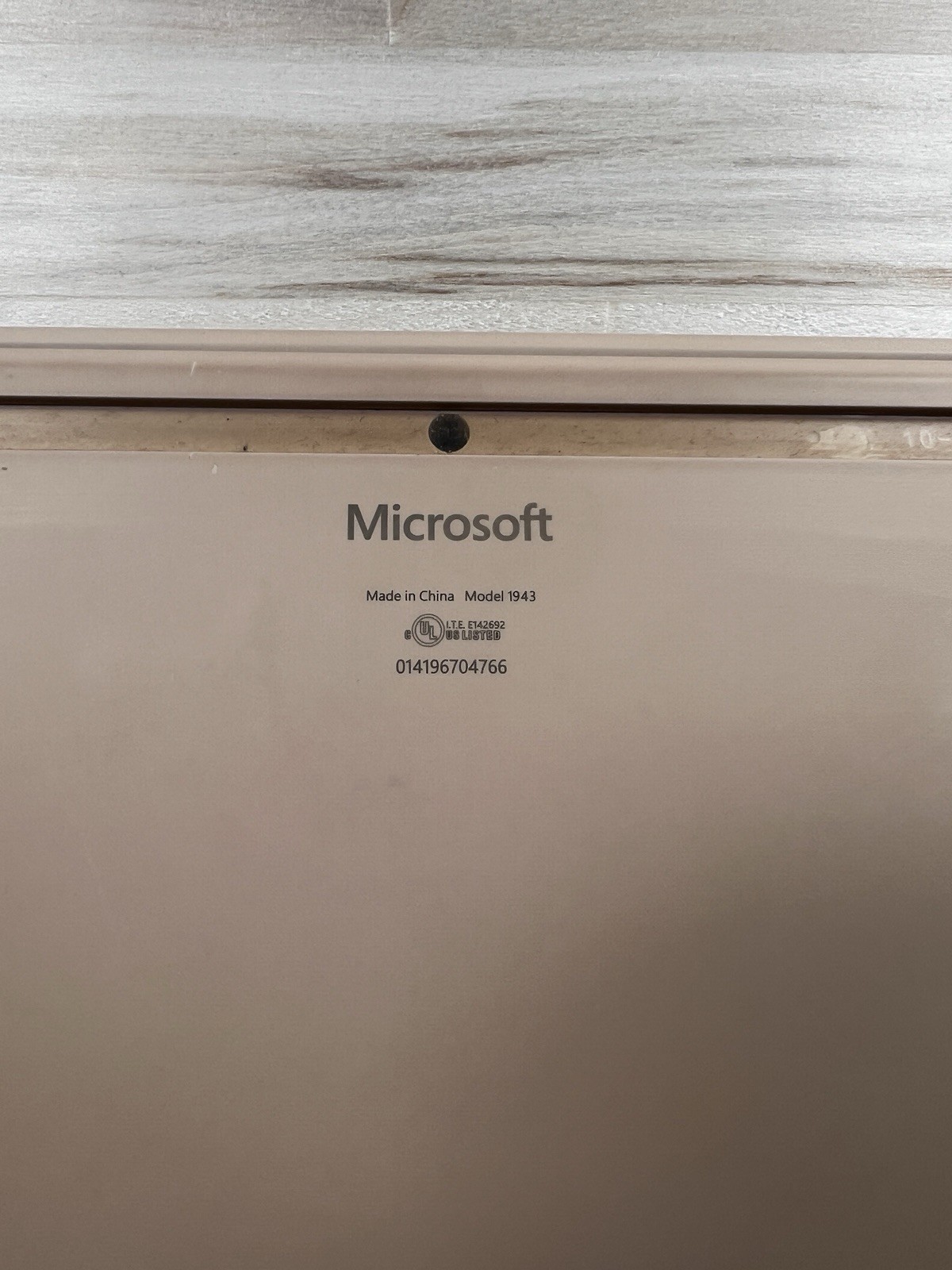 Microsoft 12.4 inch (128GB, Intel Core i5 10th Gen., 1GHz, 8GB) Notebook/Laptop