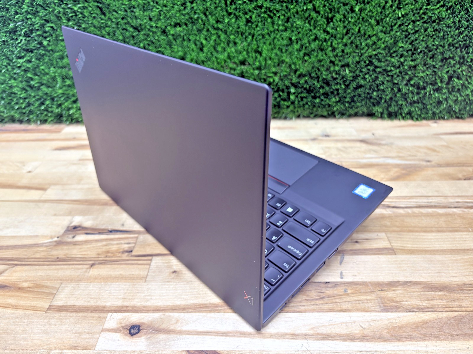 Lenovo ThinkPad x1 Carbon Gen 6 Core i7-8th Gen 1.90GHz 16GB RAM 256GB SSD W11P*