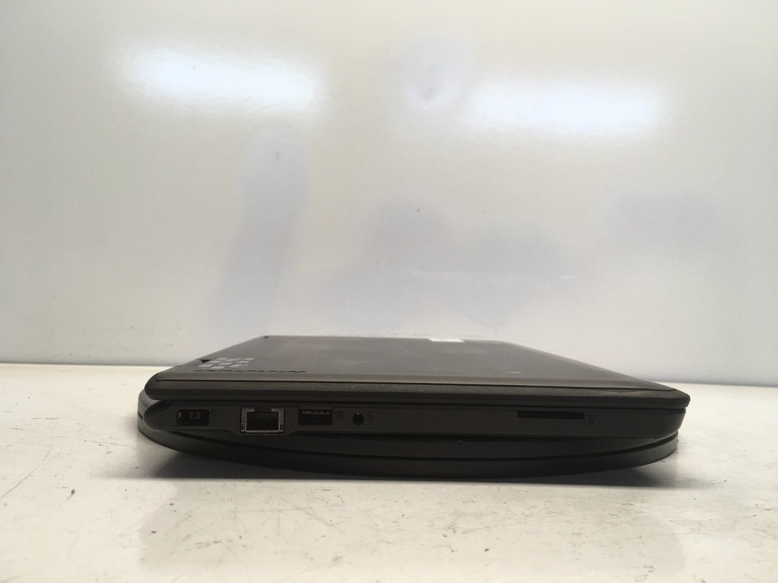 Lenovo ThinkPad 11E Intel M-5Y10C 0.8GHz 8 GB NO HDD