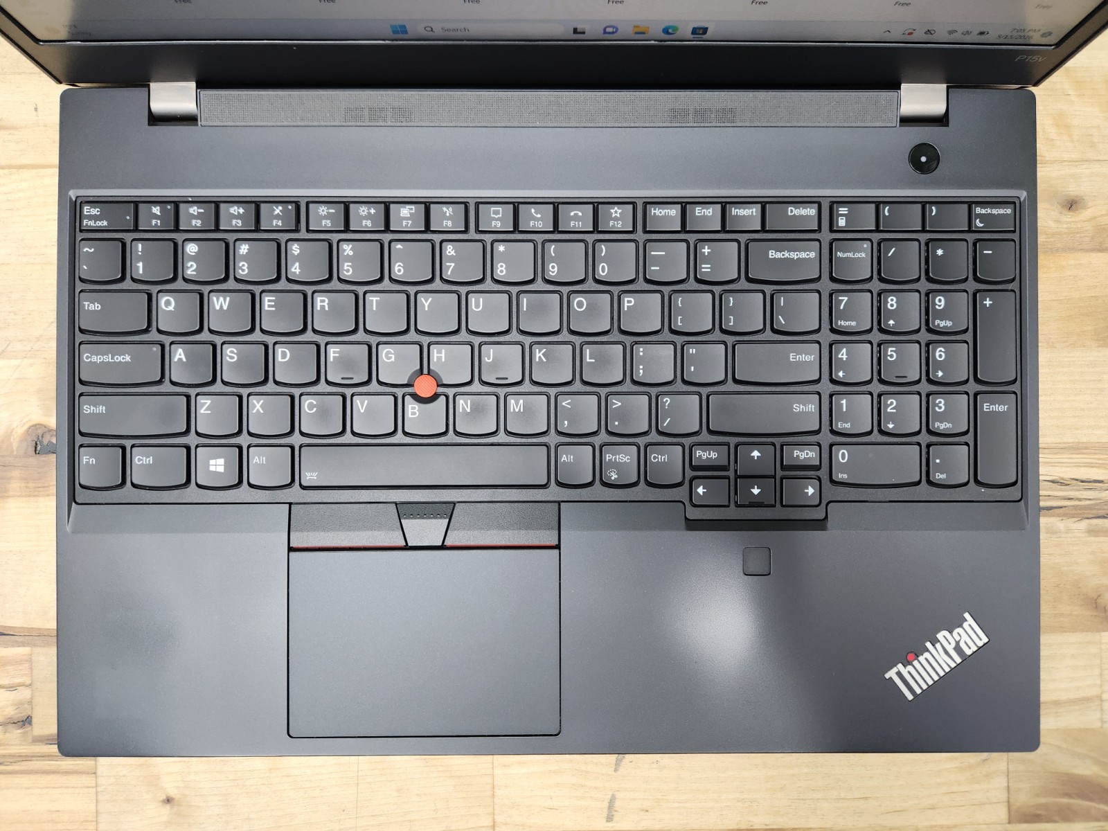 Lenovo ThinkPad P15V Gen 1 15.6″ FHD i7-10875H 2.30GHz 32GB RAM Windows 11 Pro ~