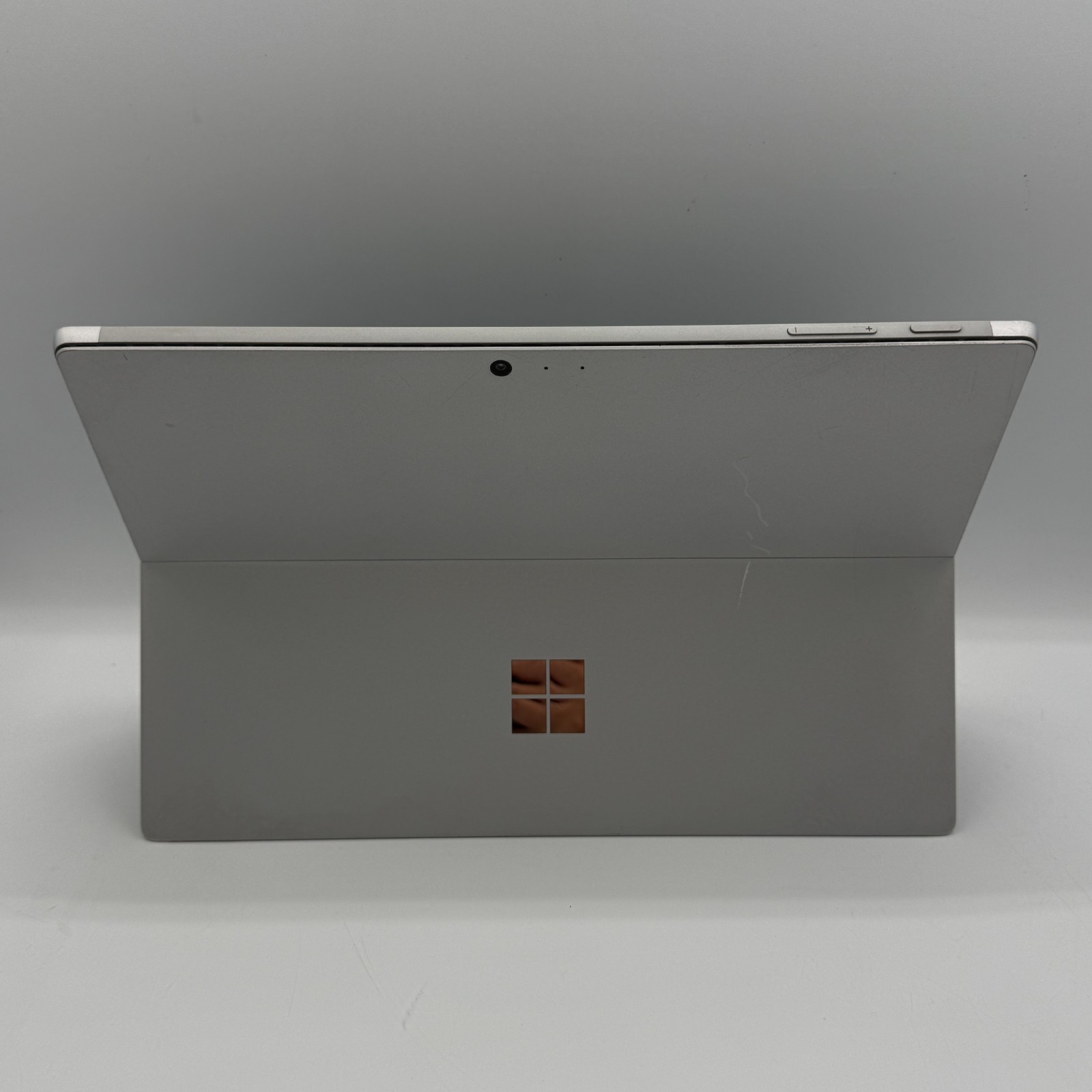 Microsoft Surface Pro 6 1796 i7-8650U 8GB RAM 256GB SSD 12.3″ Win11 Pro Tablet