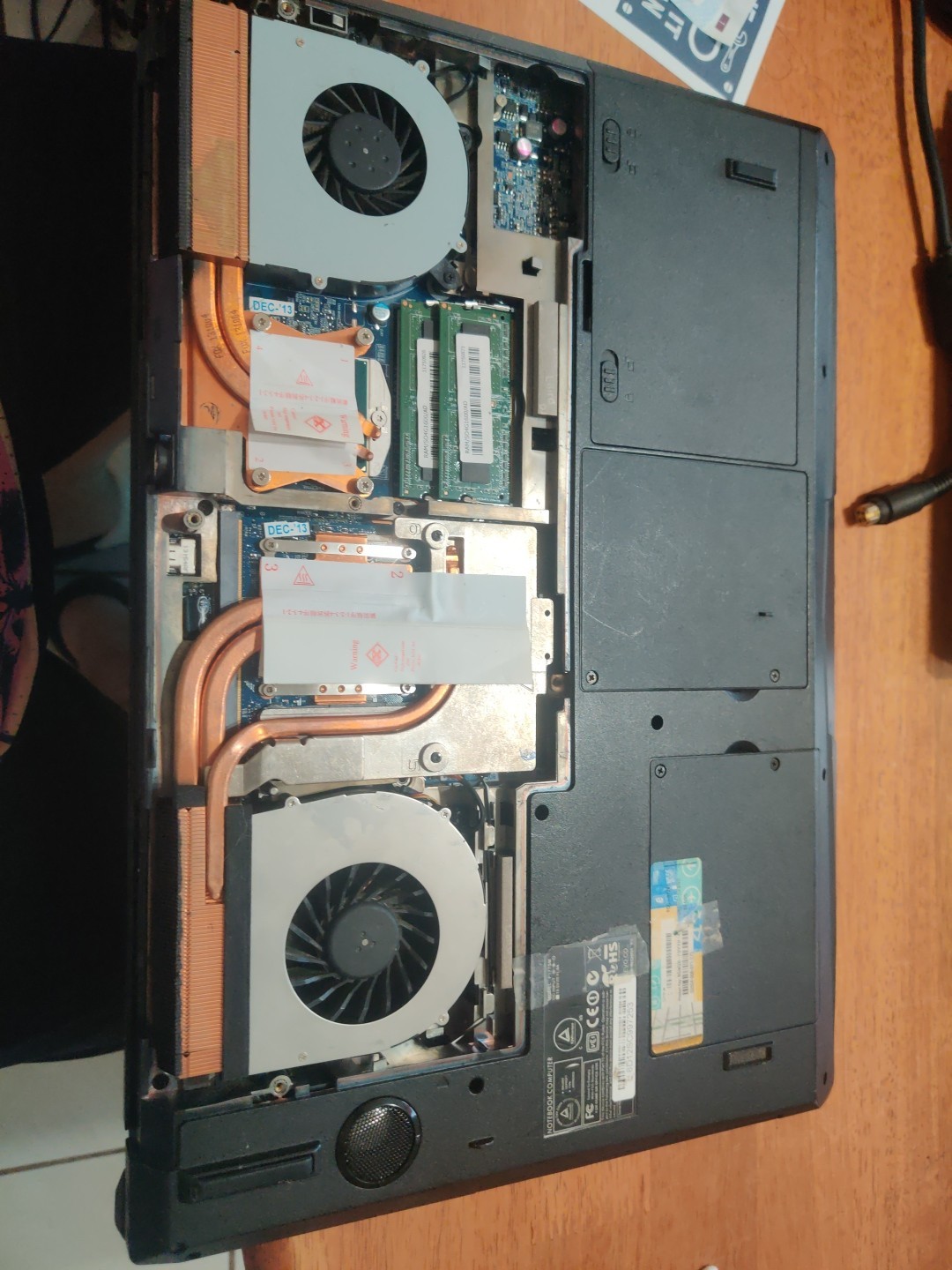F-89 Clevo P177sm I5-4200 8GB Ram Gtx 770m No SSD Or HDD Included Read