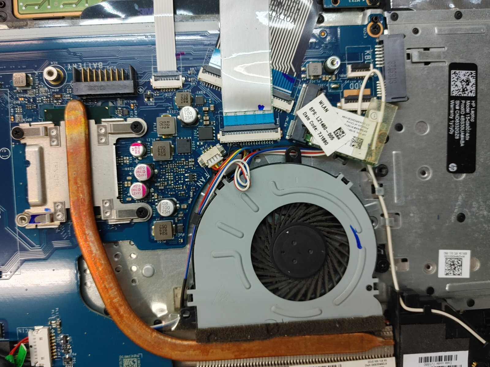 HP 15-DA0XXX 1 Core i5-8250U@ 1.60GHz , NO RAM , NO SSD FOR PARTS ONLY
