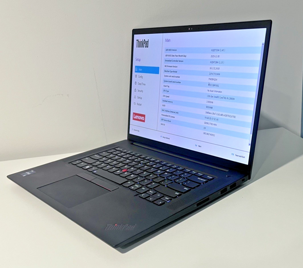 Lenovo ThinkPad P1 Gen 6 i9-13900H vPro RTX 2000 Ada 96GB DDR5-5600 1TB NVMe