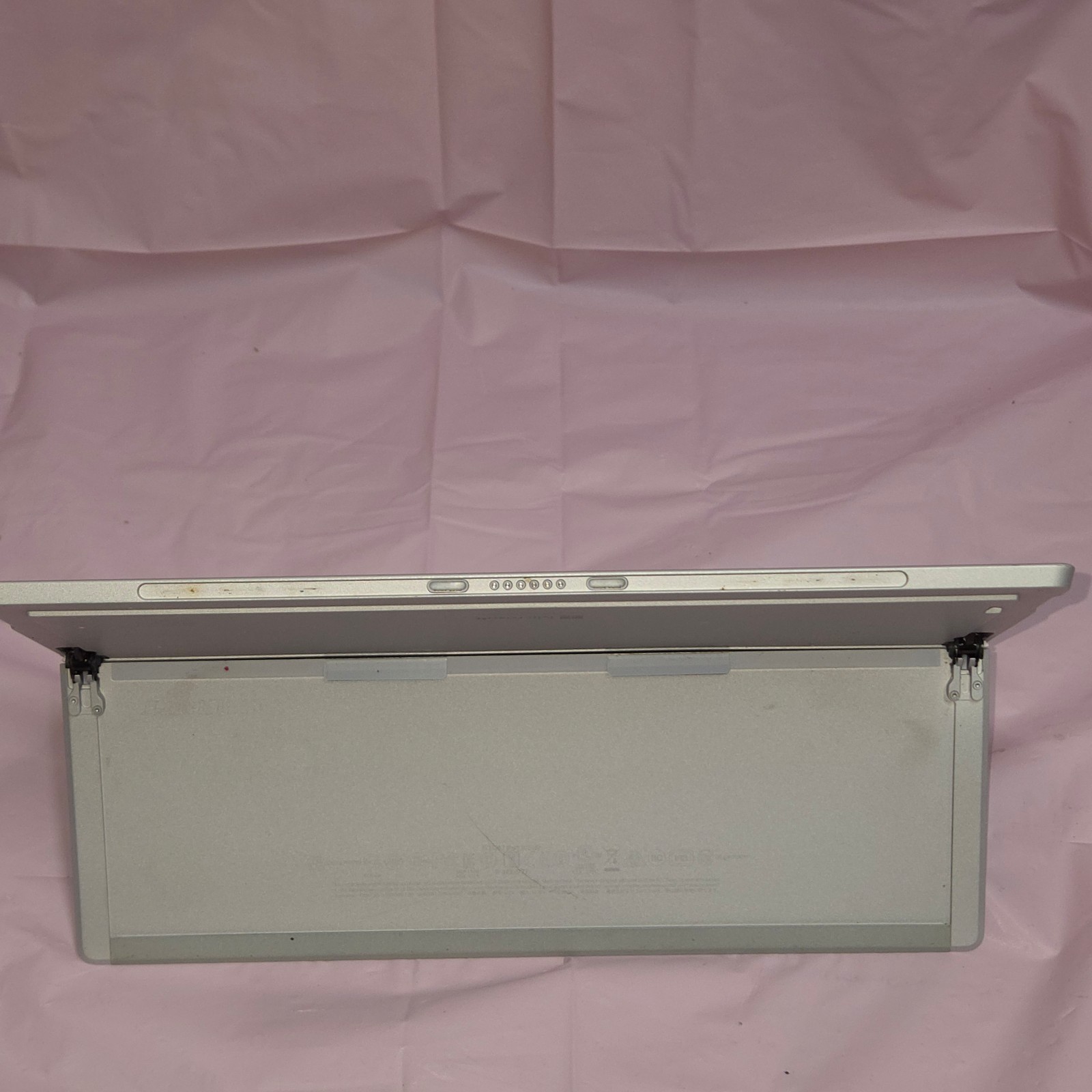 Microsoft Surface Pro 5 1724 128GB Intel Core i5 Cracked Screen For Parts