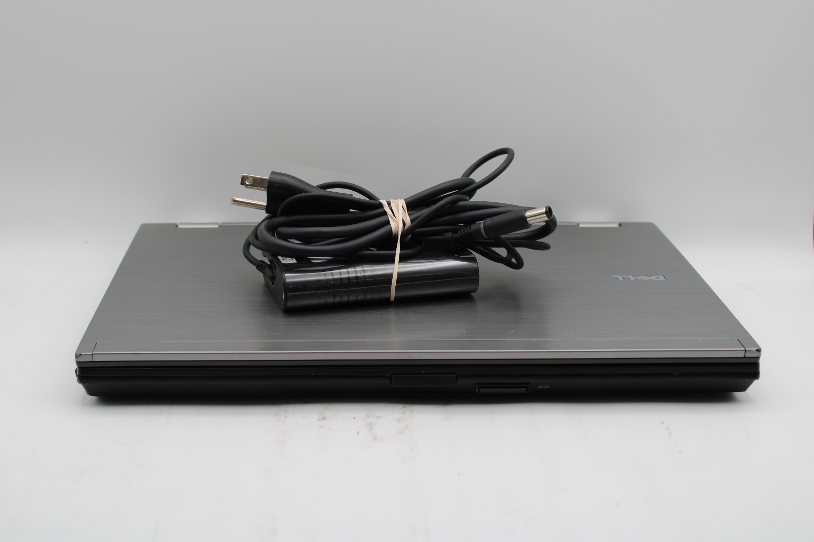 Dell Latitude E6410 _ i5-520M @ 2.4 _ 4GB RAM _ No SSD / OS *READ
