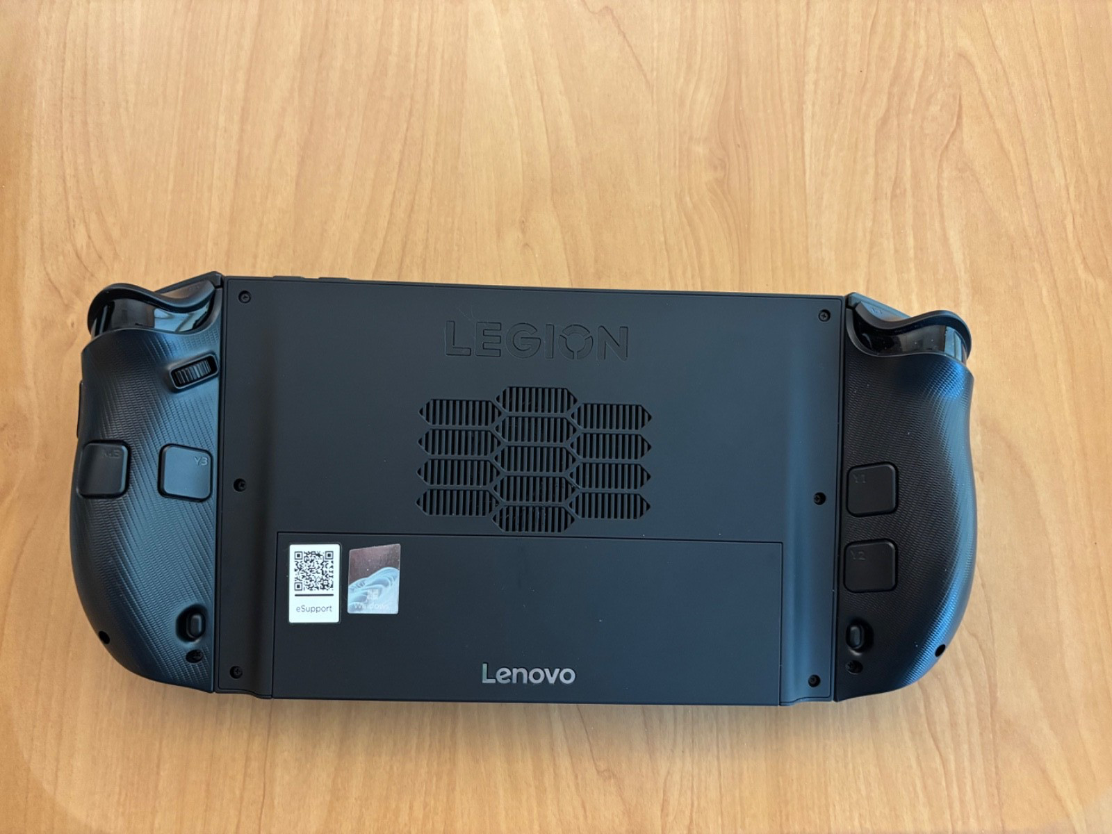Lenovo legion go 2 1TB SSD