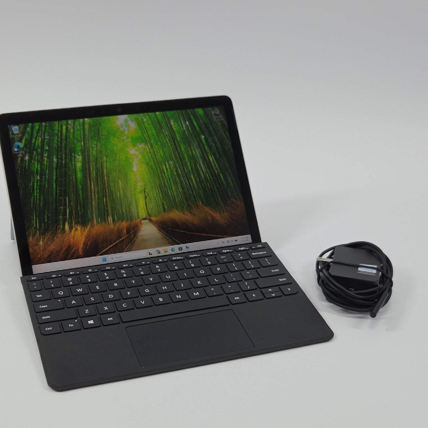 Microsoft Surface Go 2 1927 10.5″ m3-8100Y 1.1GHz 8GB RAM 128GB SSD