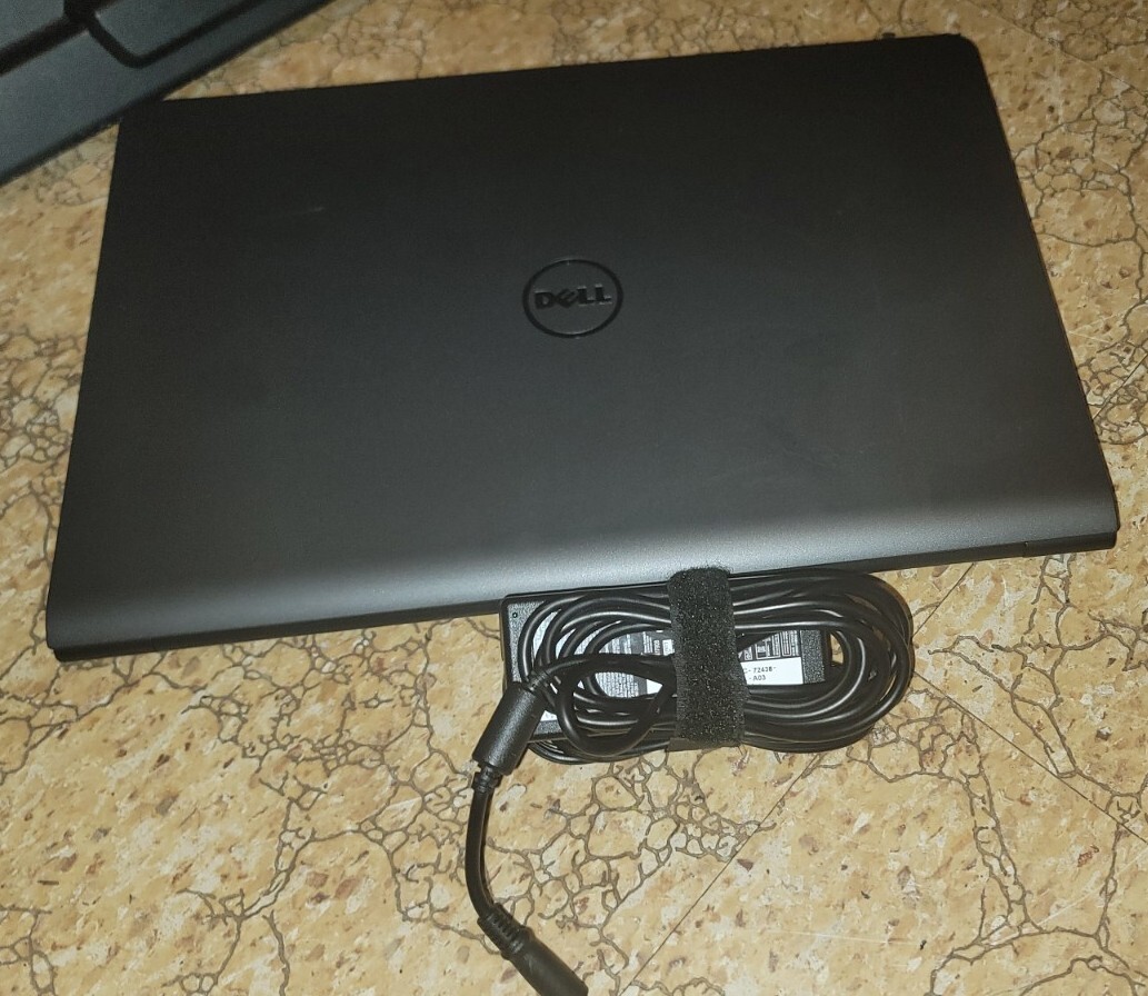 Dell Latitude 3550 (128GB SSD,Intel i3 1.70GHz,4GB) Touchscreen Laptop Win10 Pro