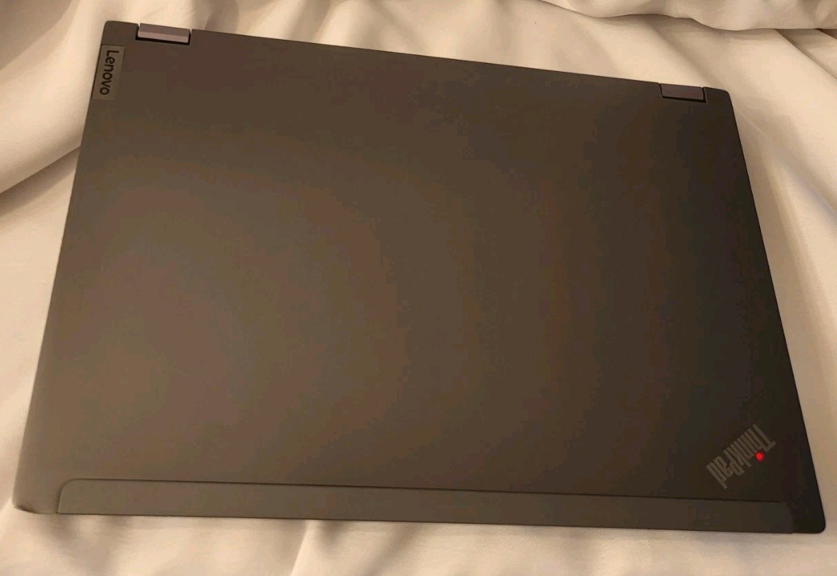 Lenovo ThinkPad P16 12th Gen i7-12850HX 24xCPU@2.1GHz 32GB RAM 512GB SSD 070202