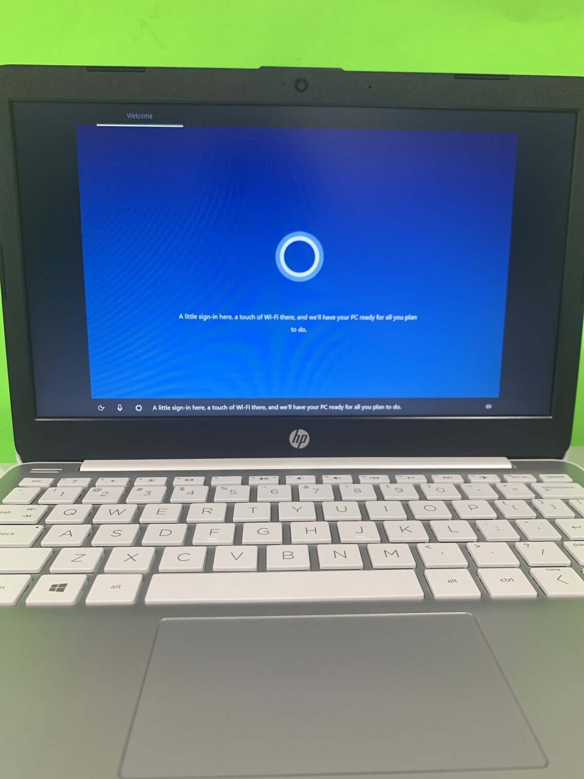 HP Stream 11 Laptop 11-ak0035nr Intel Celeron 4GB/32GB/11.6″ SEE DETAILS