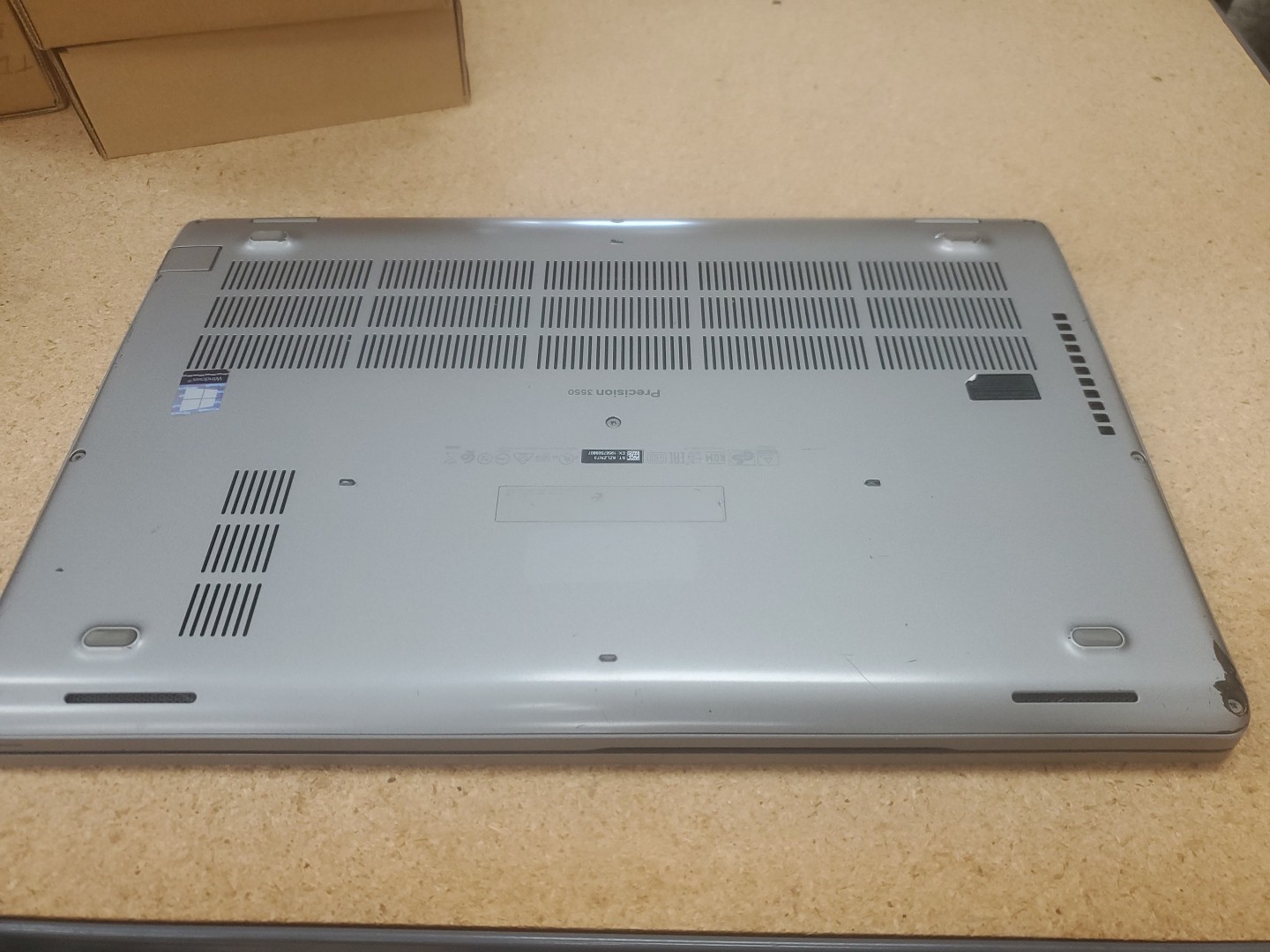 Dell Precision 3550 Laptop – i5-10310U 8GB 256GB SSD 15.6″ 051426-4