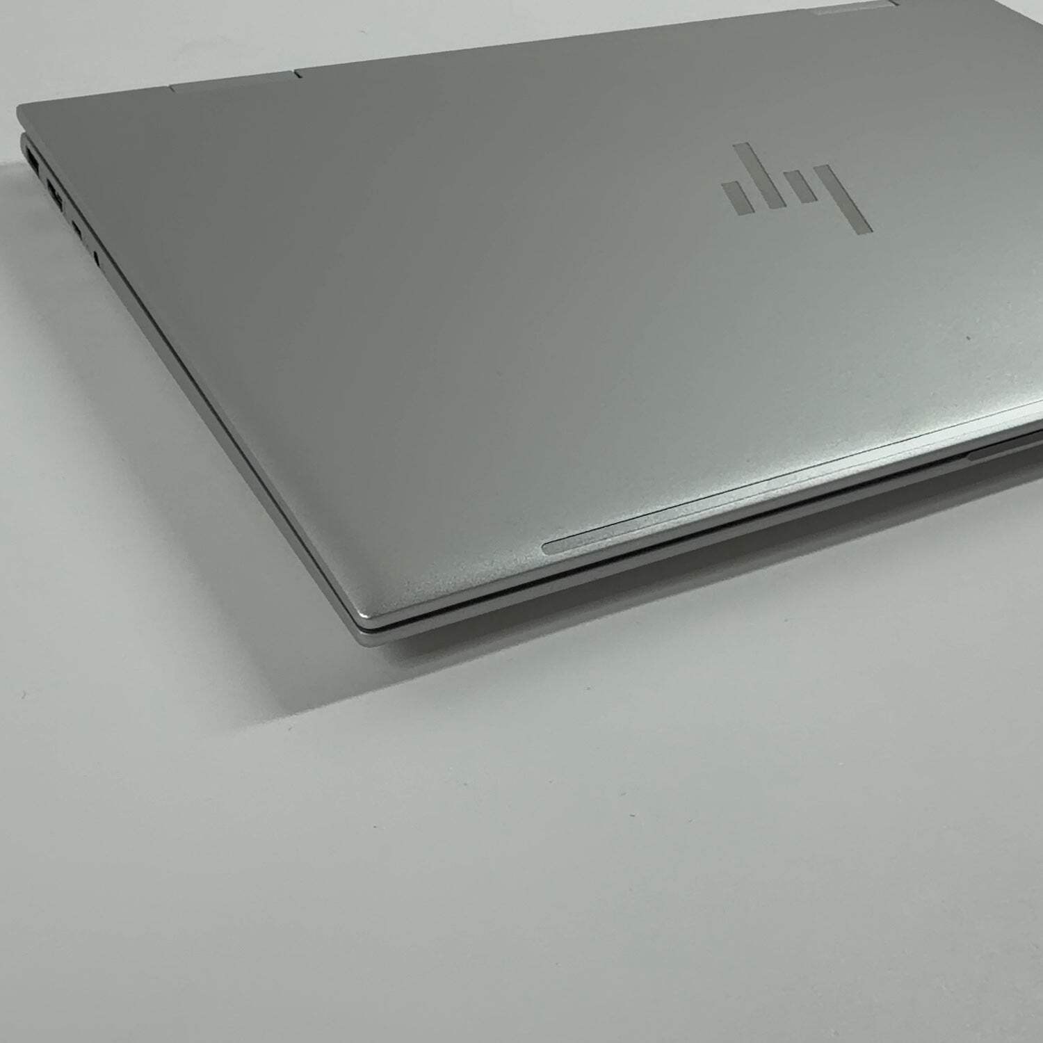 HP Envy x360 15-ES0023DX 15.6″ i7-1165G7 2.8GHz 16GB RAM 512GB SSD