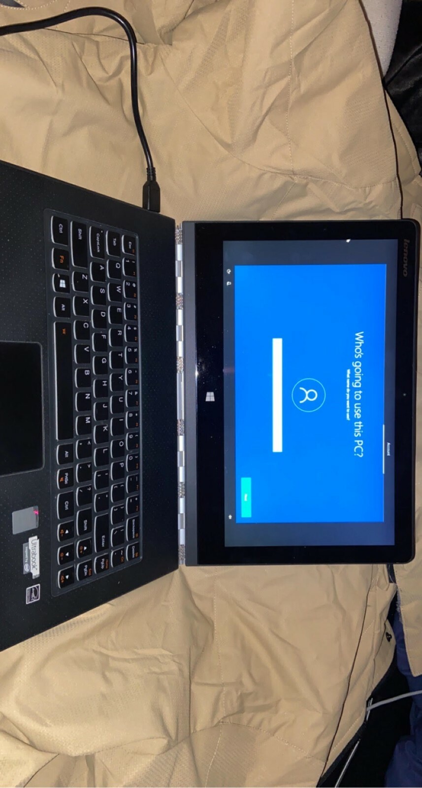Lenovo Yoga 3 Pro 1370 13.3″ QHD+ Touch Laptop M-5Y71 8GB RAM 256GB SSD Win10 hm
