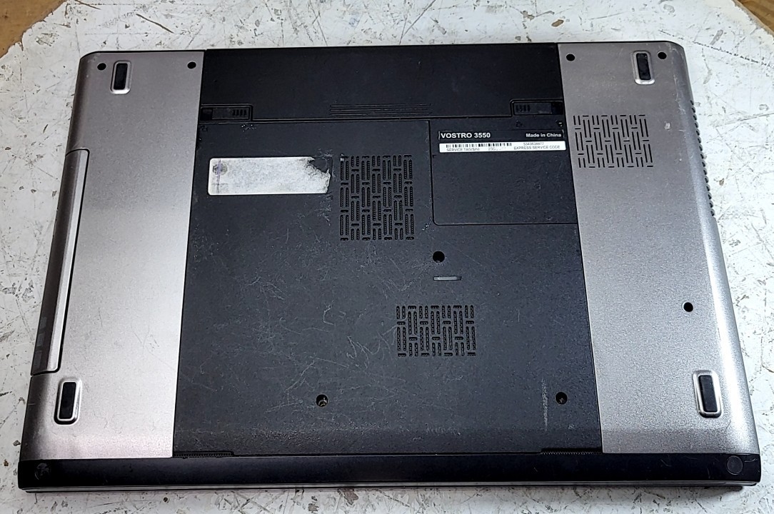 DELL VOSTRO 3550 Laptop Intel I3-2350M 4GB SEE NOTES