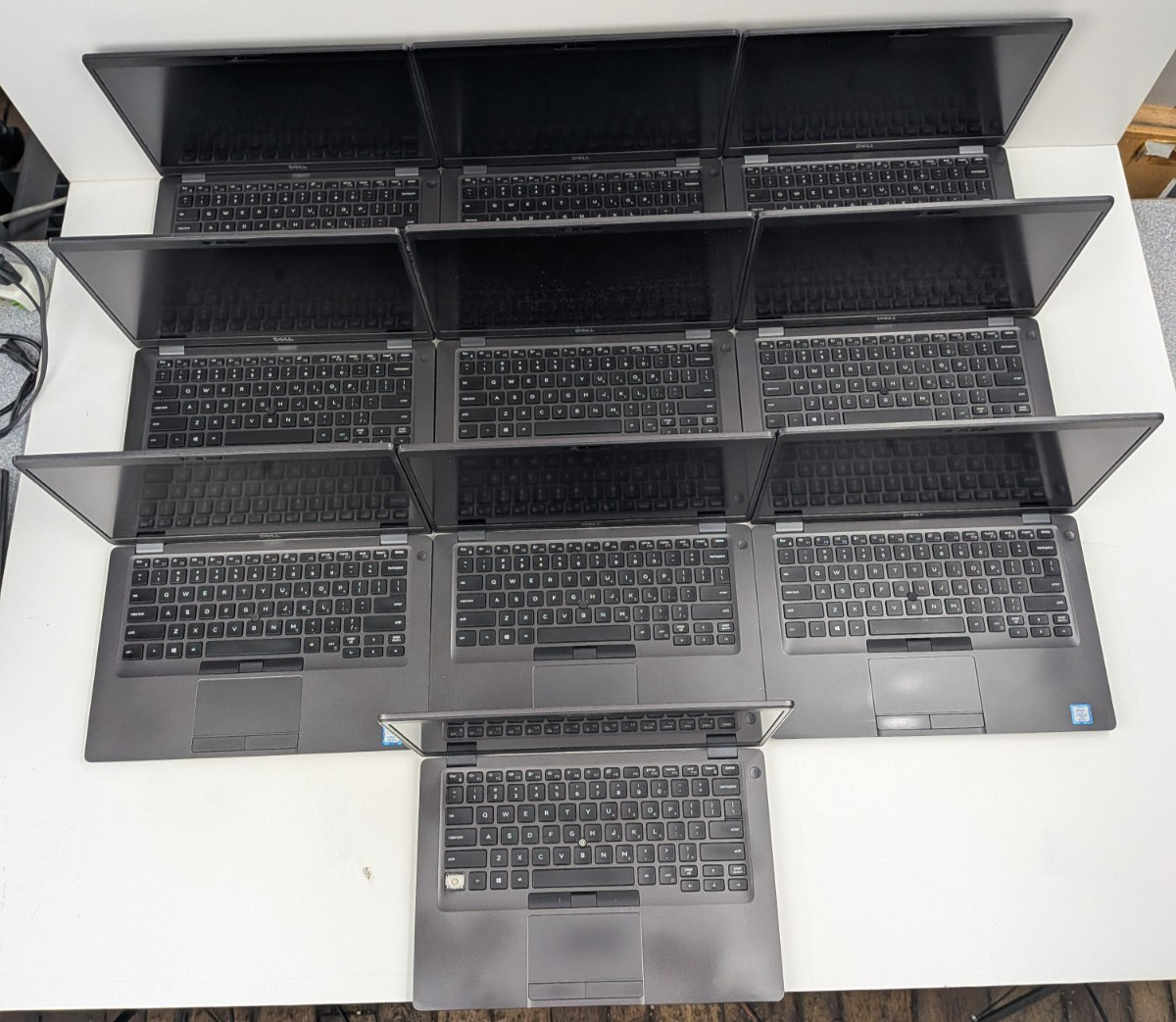 Lot of 10 – Dell Latitude 5400 Quad Core i5 8th Gen **For Parts or Repair**