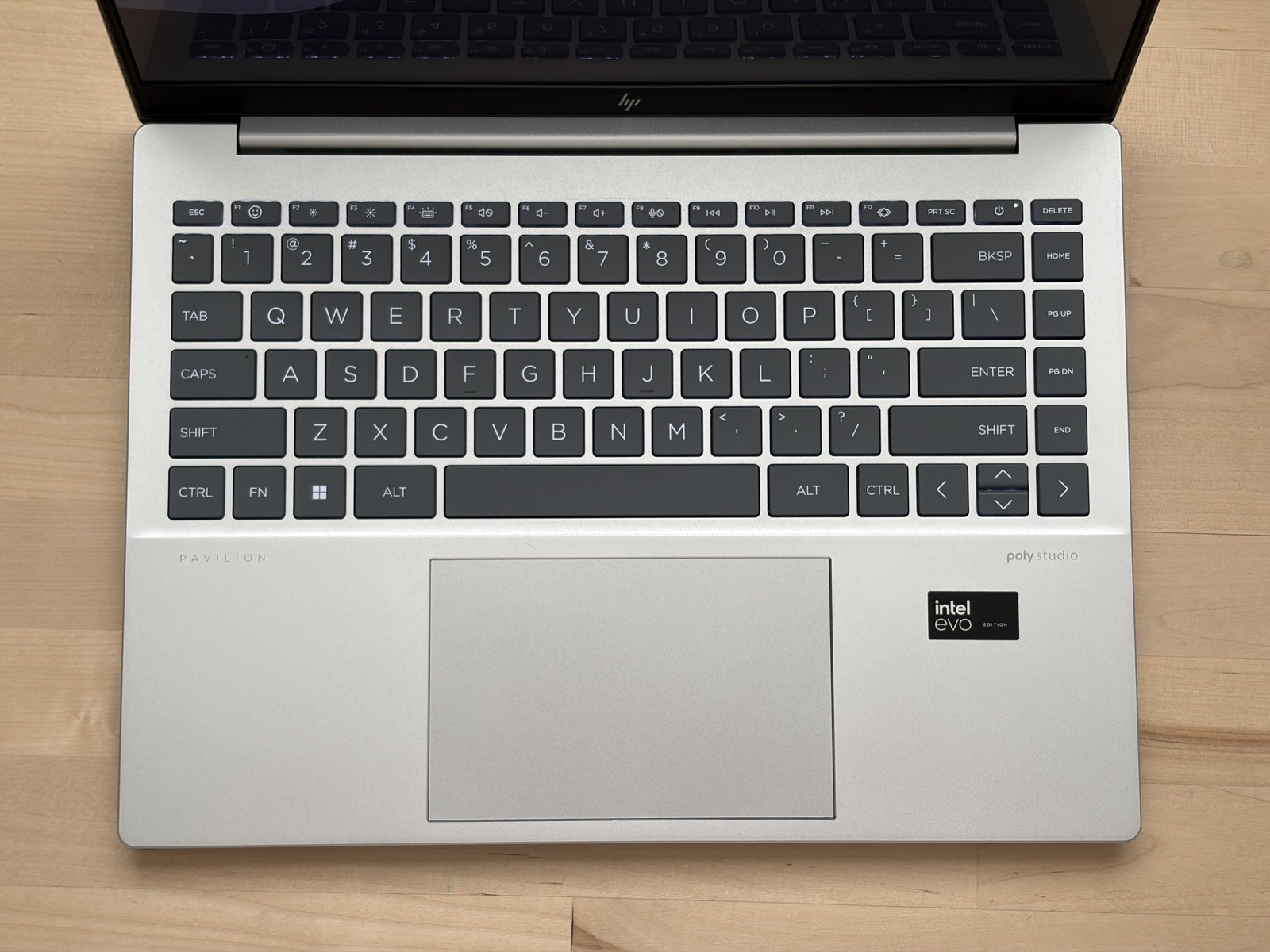 HP Pavilion Plus 14″ 2.8K OLED 120Hz Intel Core Ultra 7 155H 32GB 512GB SSD