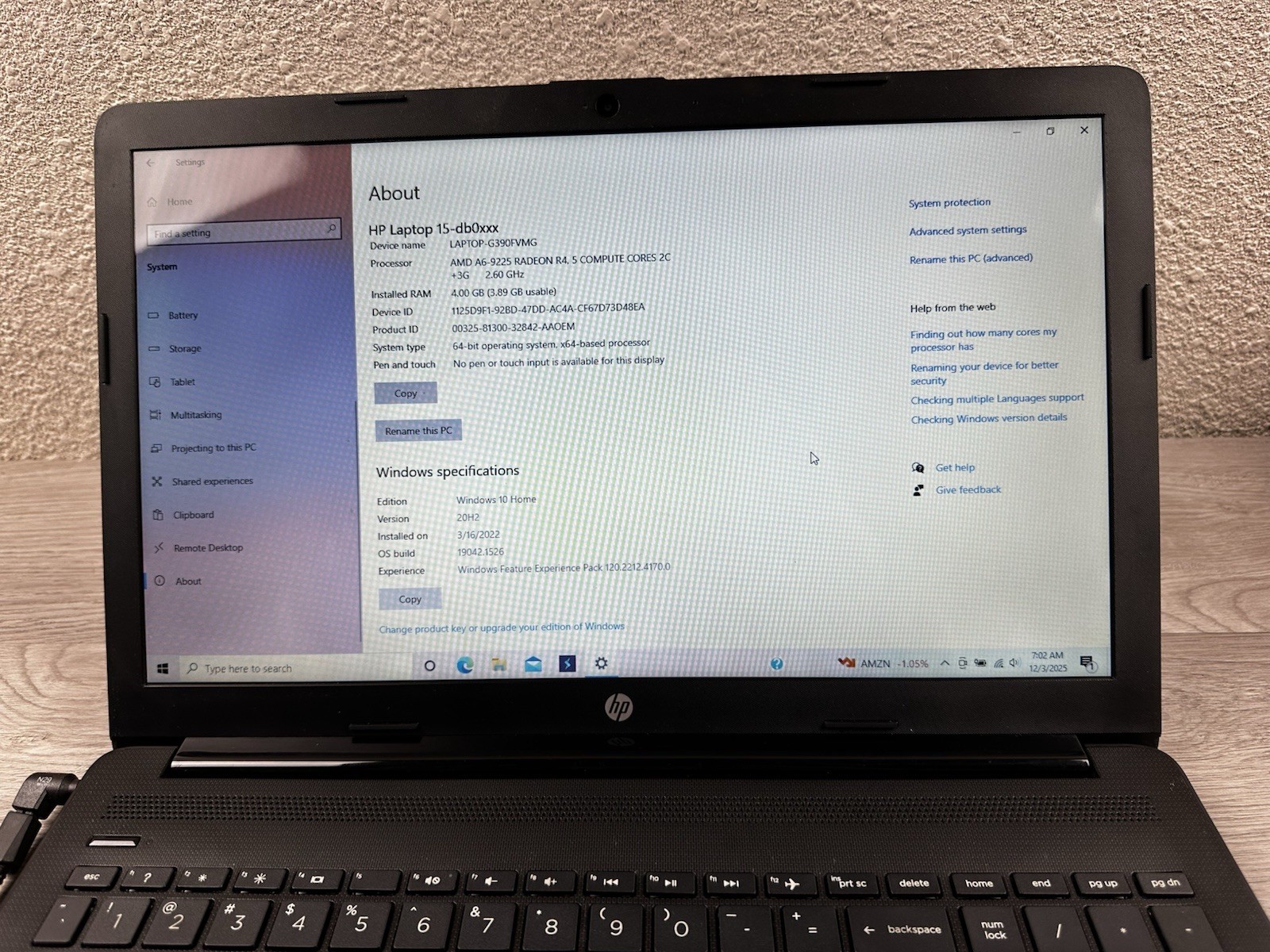 HP 15-db0011dx 15.6″ Laptop AMD A6-9225 R4 / 4GB RAM / 930GB HDD / Win 8 HOME