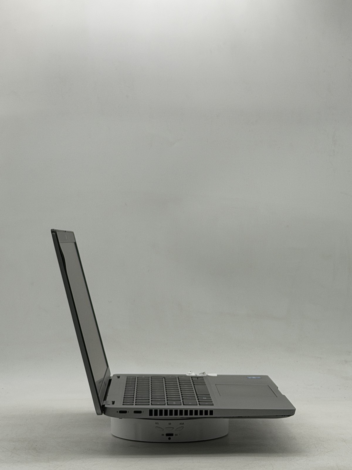 Dell Latitude 5420 14″ 8GB 256GB i5-1135G7 NO OS Read