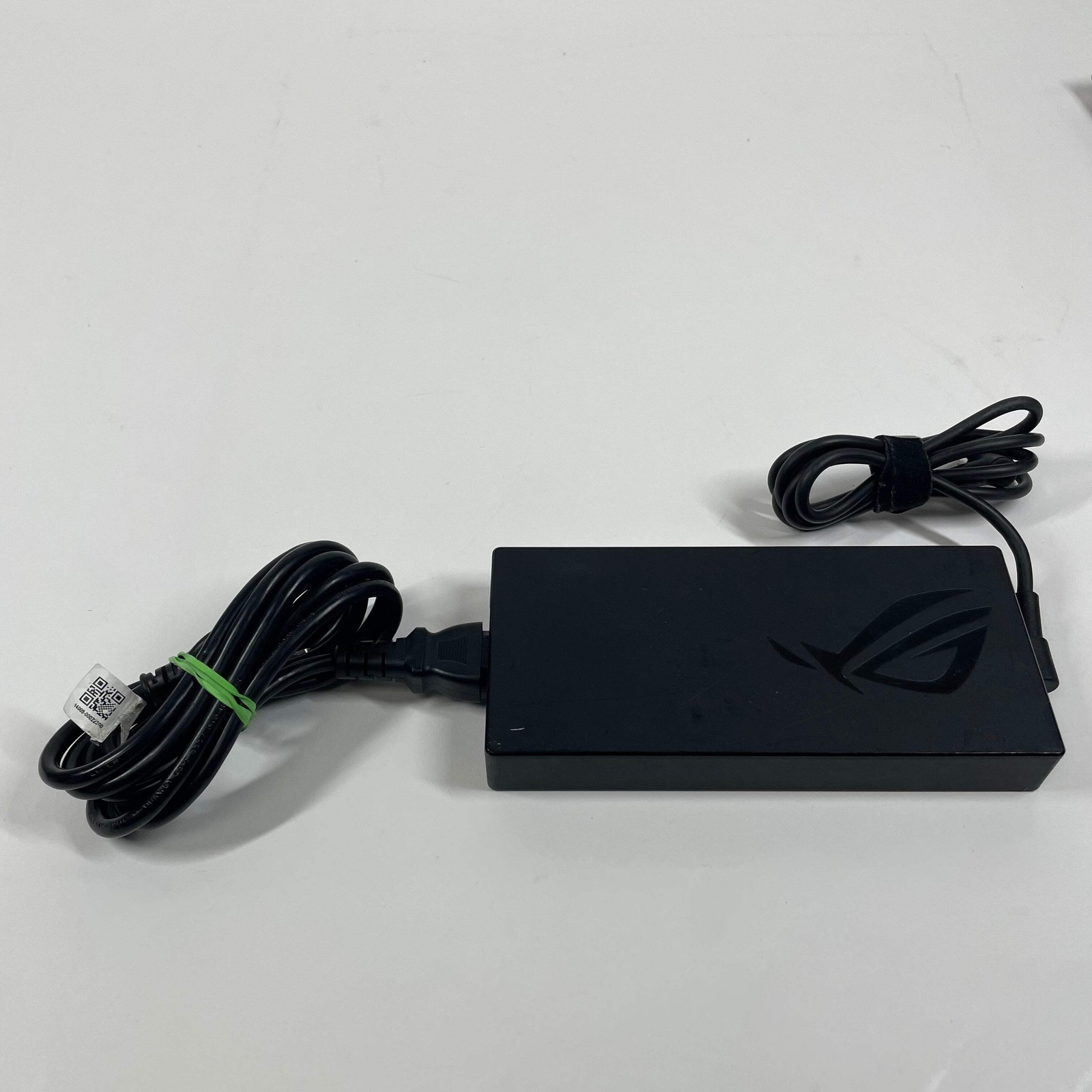 Asus ROG Strix G16 G614 16″ i9-14900HX 2.2GHz 16GB RAM 1TB SSD GeForce RTX 4060