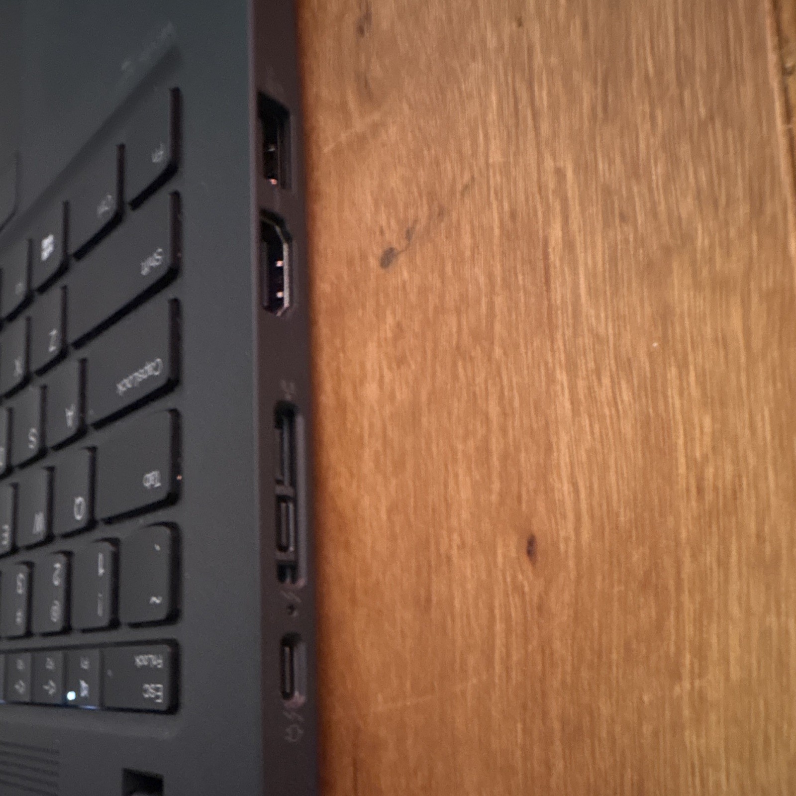 Lenovo ThinkPad T14s Gen 2 Laptop 14″ FHD i7-1185G7 16GB RAM 512GB SSD Very Good