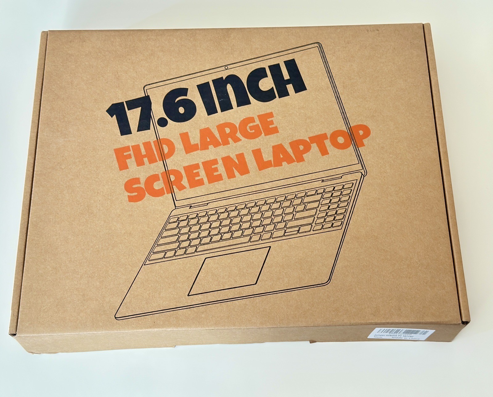 Jumper EZbook 17.6″ FHD Laptop Intel 4-CoreN95，16GB RAM 128GB+1TB SS D Win11