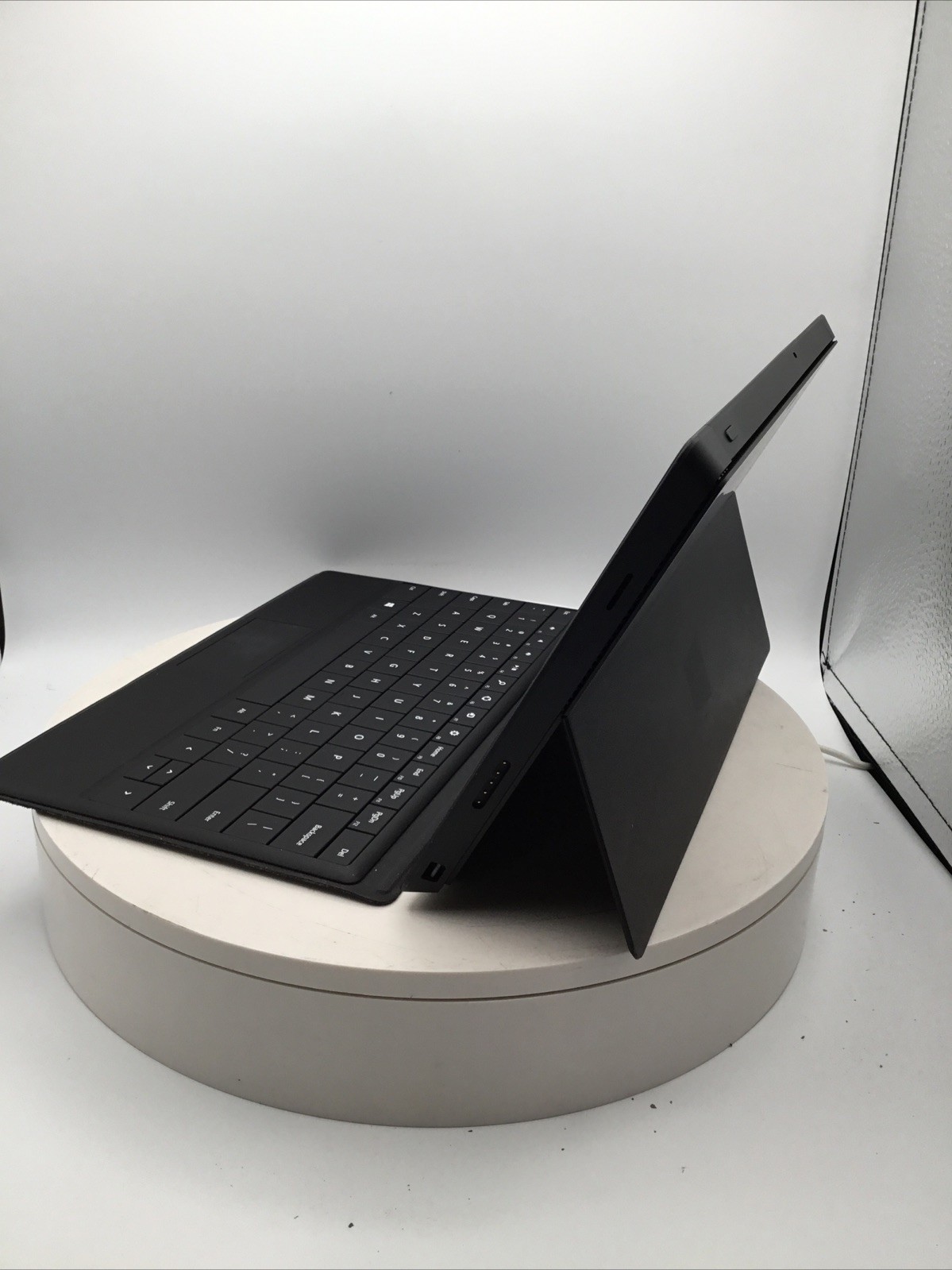 Microsoft Surface Pro 10.6″ Laptop i5-3317U 4GB RAM 128GB SSD Win11H Used