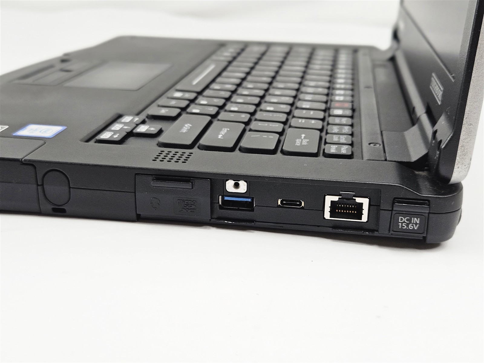 Panasonic Toughbook FZ-55 14″ 1.6GHz i5-8365U 16GB 1TB SSD Side Panel Missing