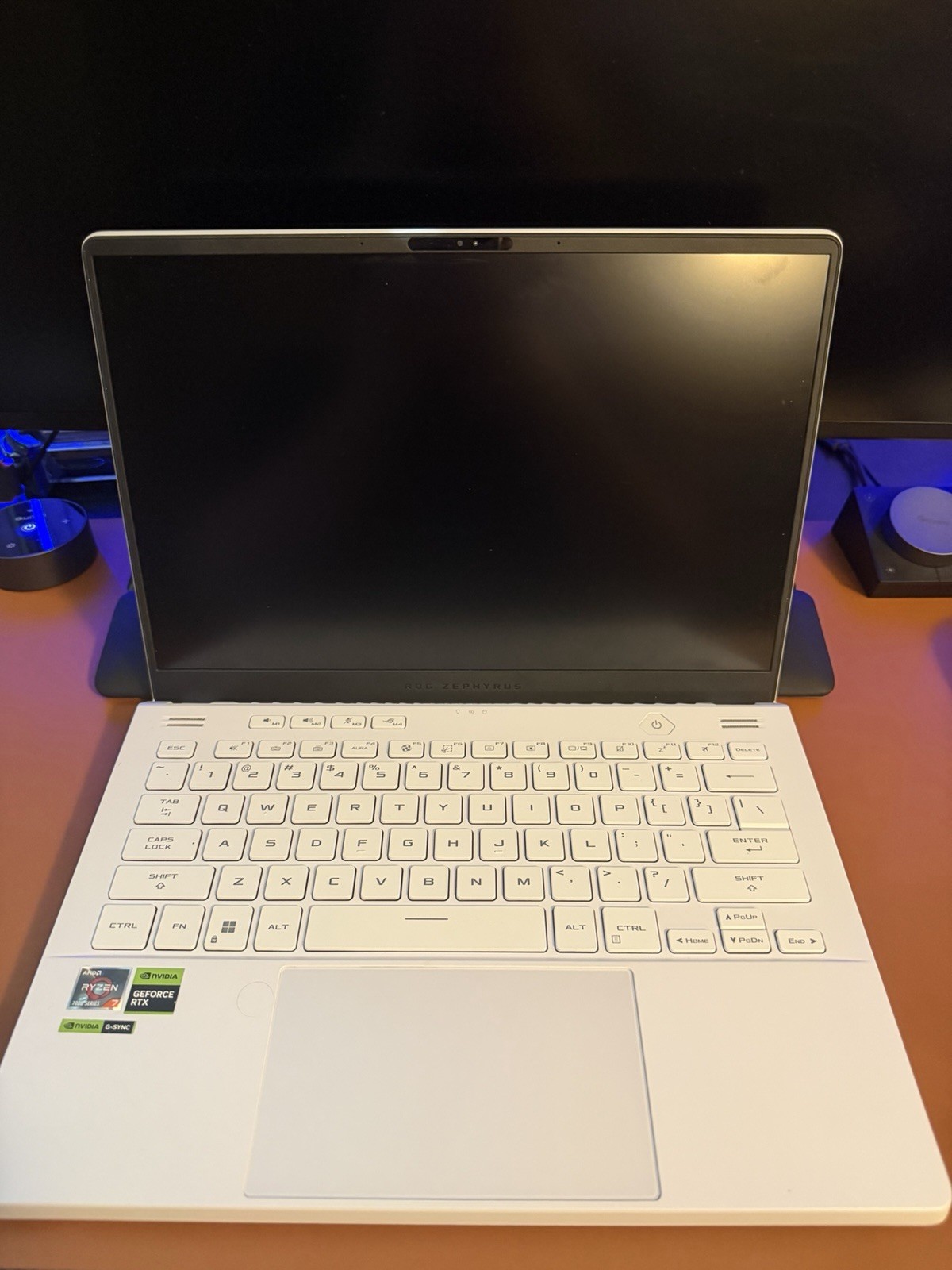 ASUS ROG Zephyrus G14 GA402NU 14in Ryzen 7 7735HS 16GB 1TB RTX 4050 White W11