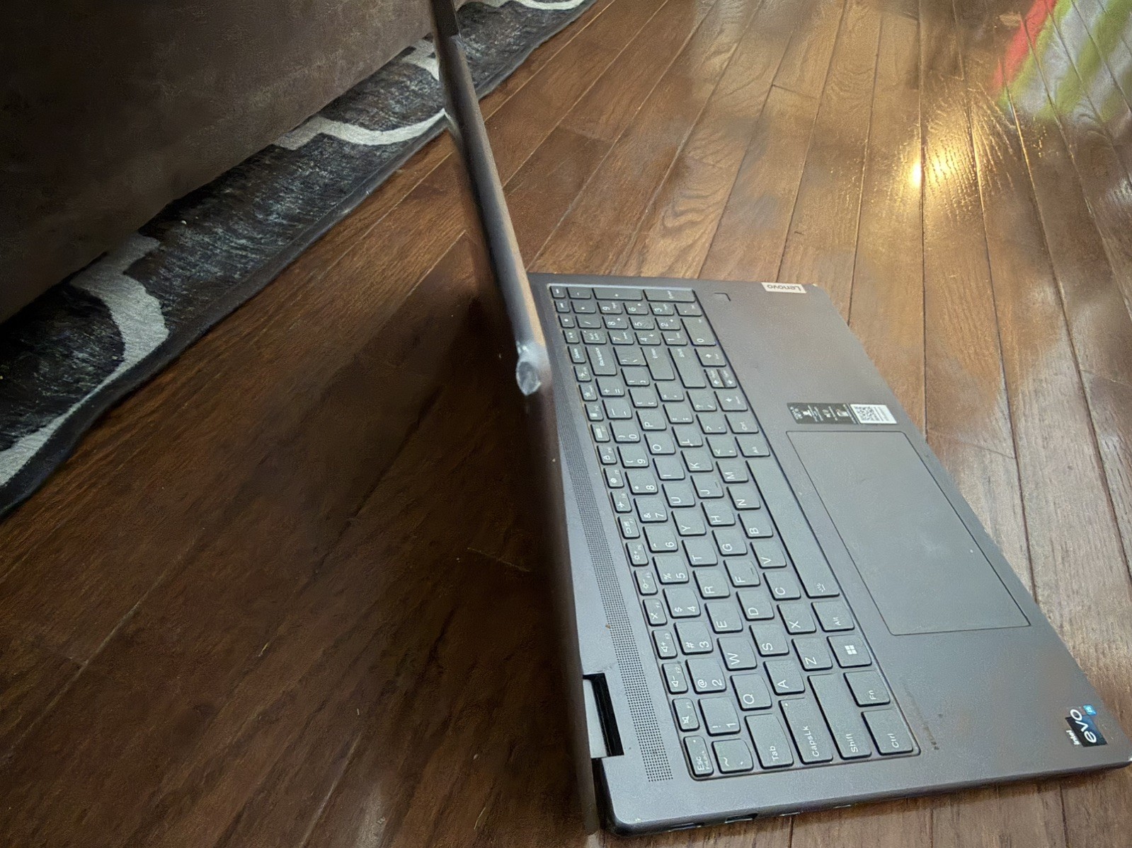 FOR PARTS NOT WORKING – Lenovo Yoga 7 16IAP7 16″ (256GB SSD Intel i5 8GB)