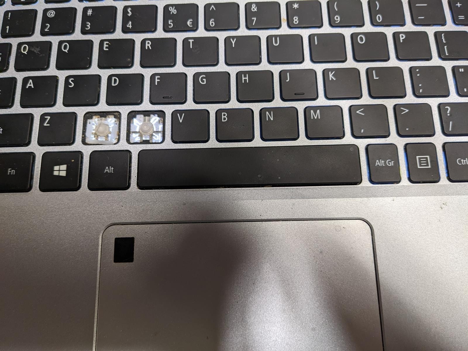 ACER ASPIRE 5 A515-55-378V i3-1005G1 @ 1.20GHz, 16GB RAM, NO HDD/OS – (PARTS)