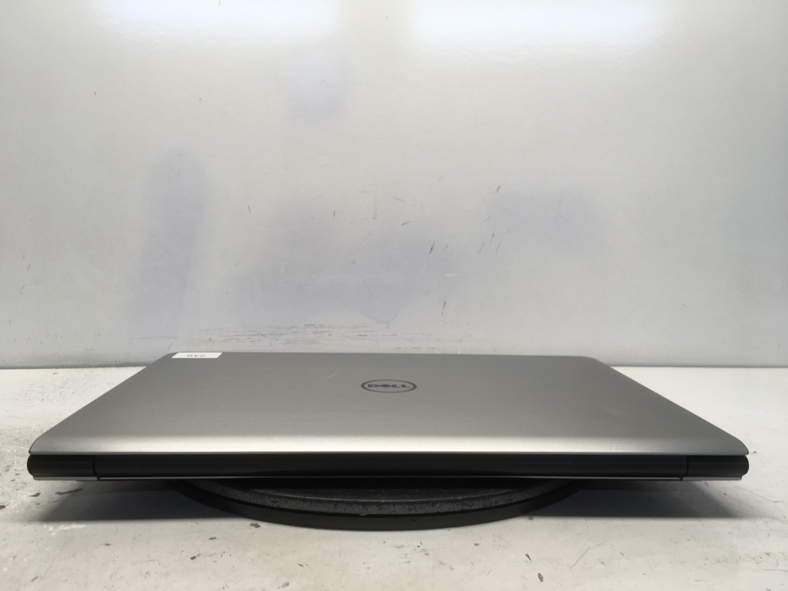 Dell Inspiron 15-5547 Intel i7-4510U 2GHz 8 GB NO HDD No Batt