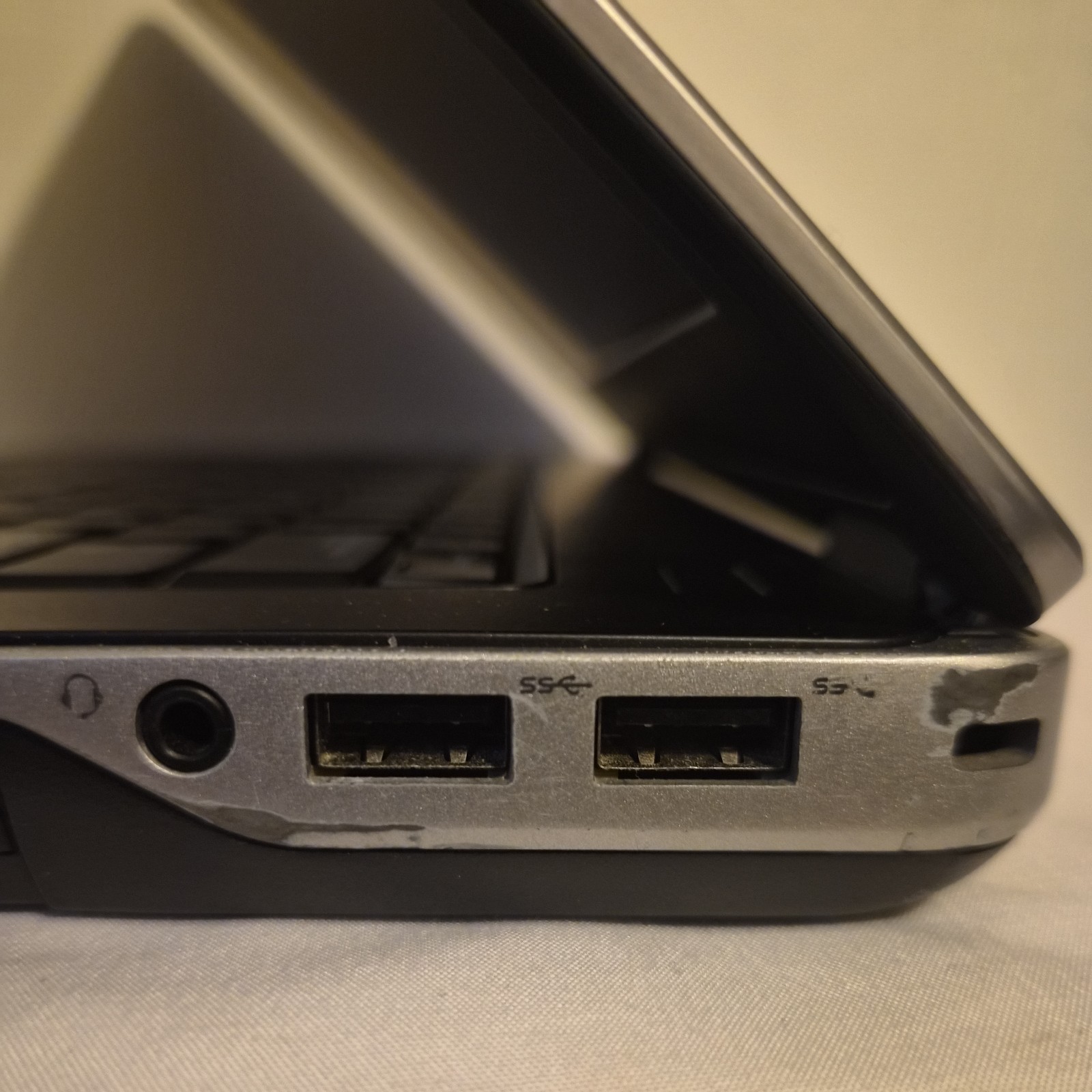 Dell Latitude E6440 14″ Laptop; i7-4610M 3.70GHz, 8GB RAM, No Storage