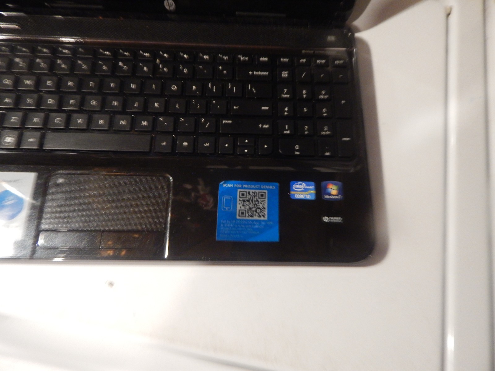 HP computer for parts No OS,No HD, No HD caddy, No charger, WINS 7 GOOD screen