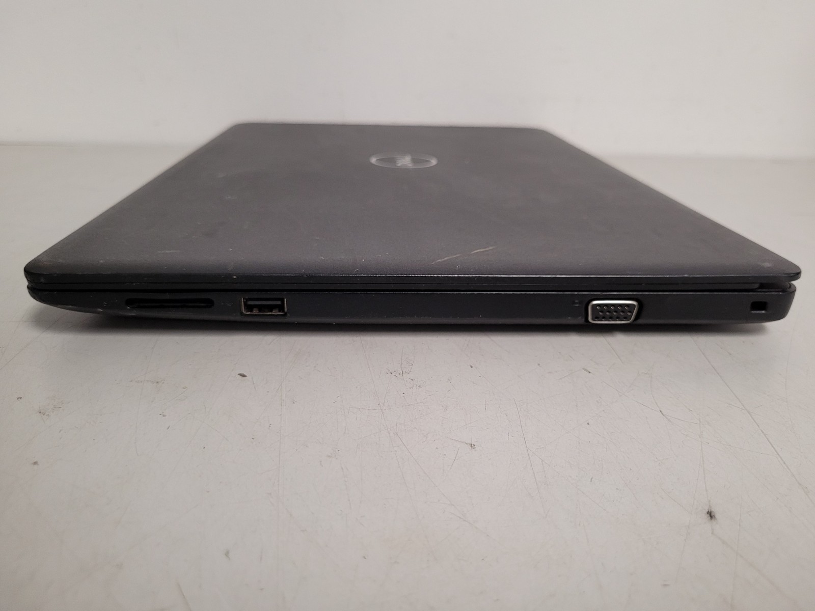 Dell latitude 3490 14″ i3-7020u 2.3ghz 8gb ram 128gb ssd w11p Used JMYWWS2