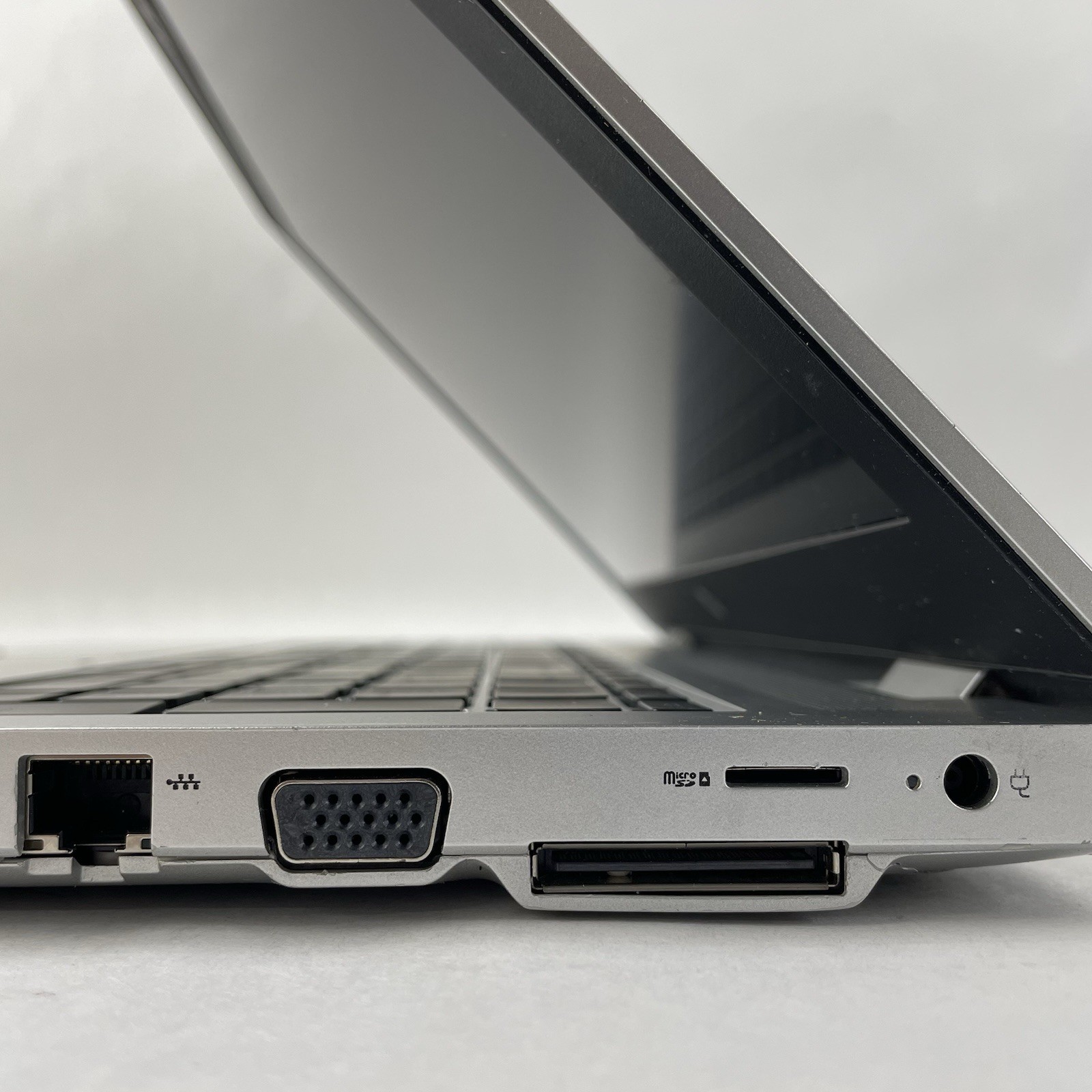 HP ProBook 650 G5 15.6″ i5-8265U 1.60 GHz 8 GB RAM No SSD/OS/AC – READ