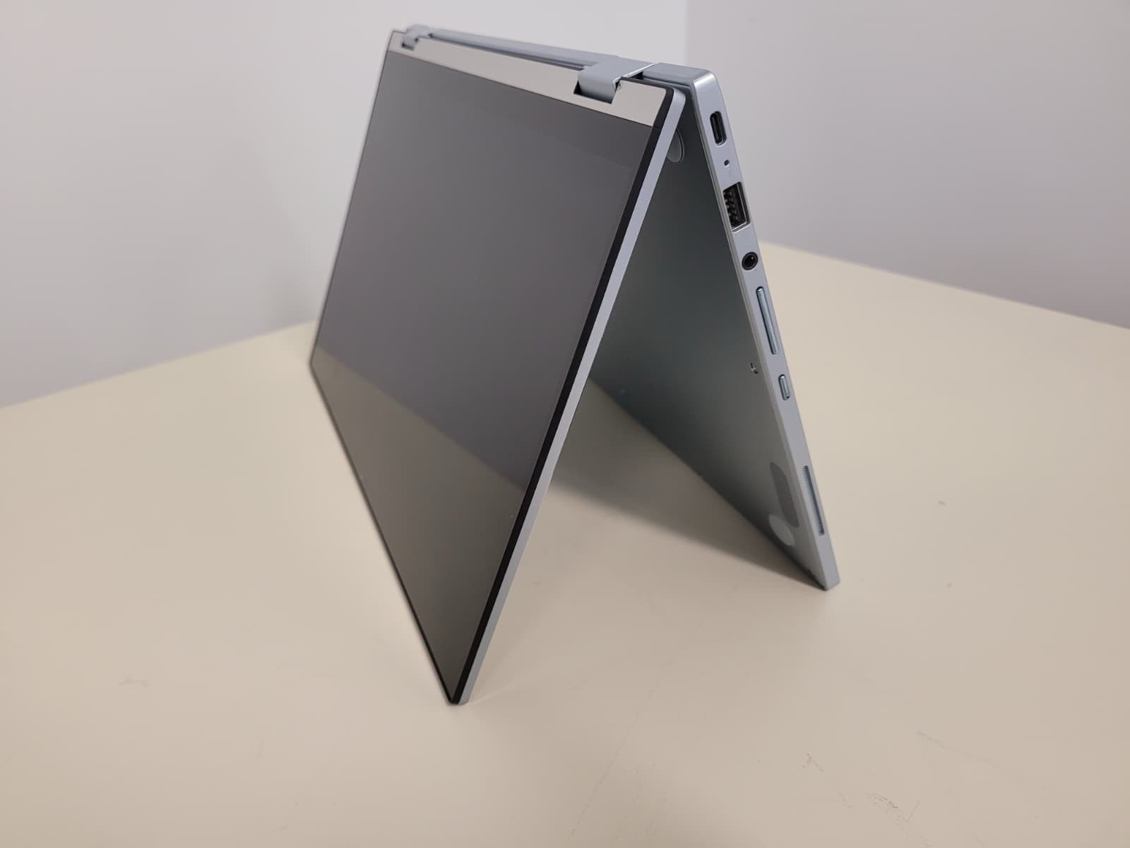 Chromebook laptop Asus 14″ FLIP 360 C433T – ONE YEAR WARRANTY